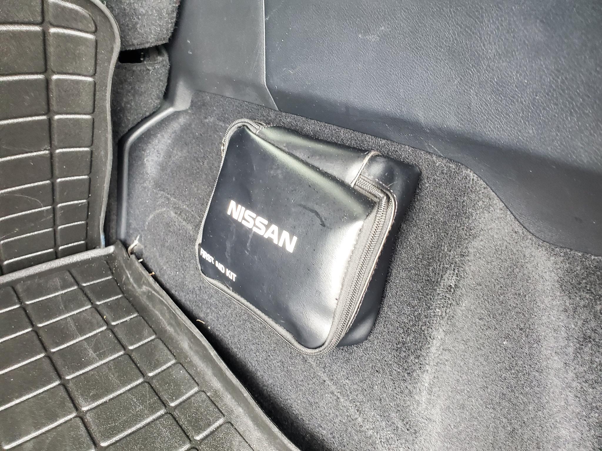 Nissan Rogue  2021