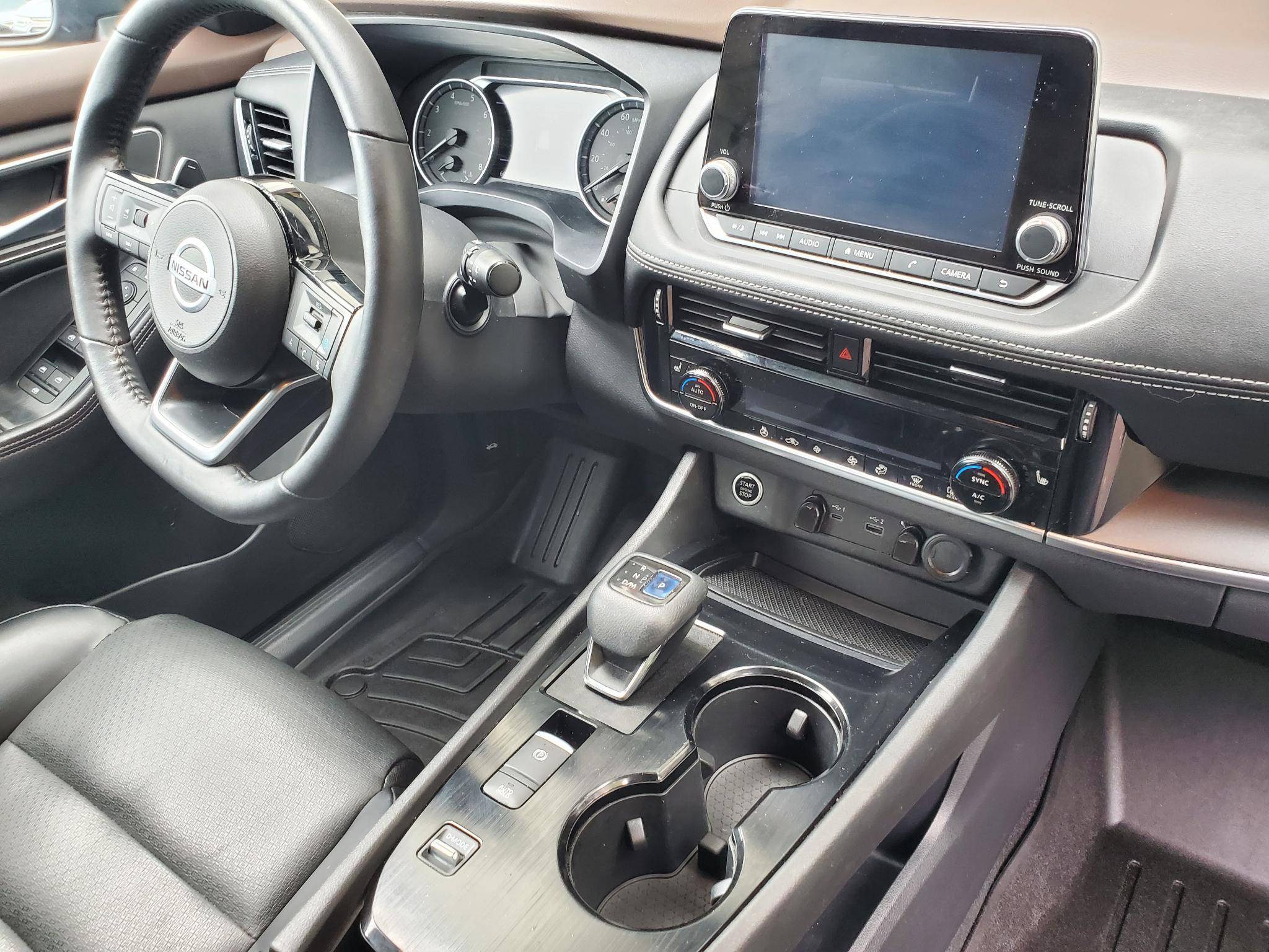 Nissan Rogue  2021