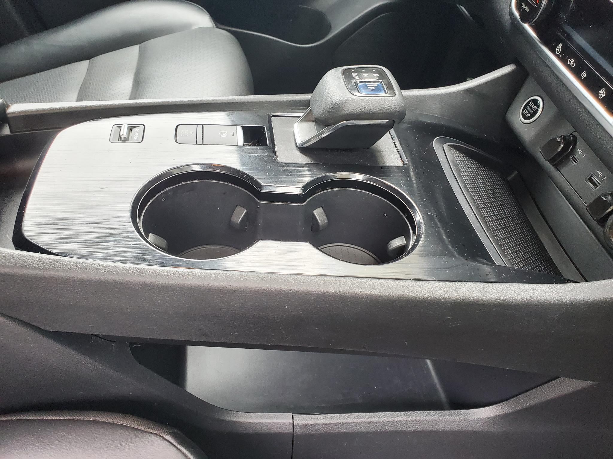 Nissan Rogue  2021