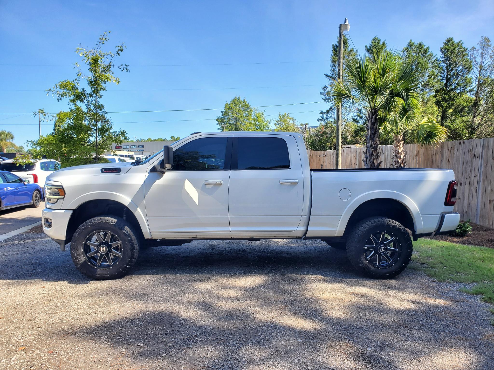 RAM 3500 Laramie 4x4 Crew Cab 6'4" Box 2020