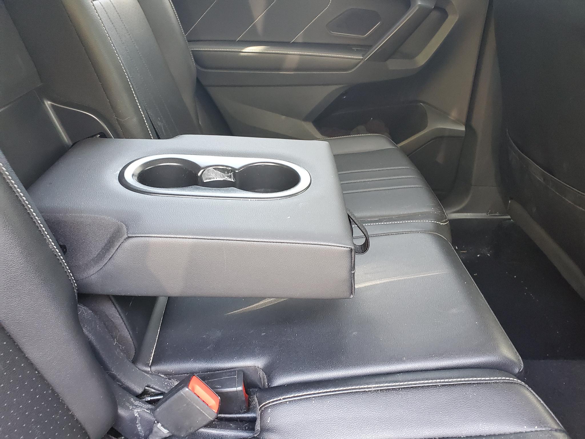 Volkswagen Tiguan 2.0T SE FWD 2024