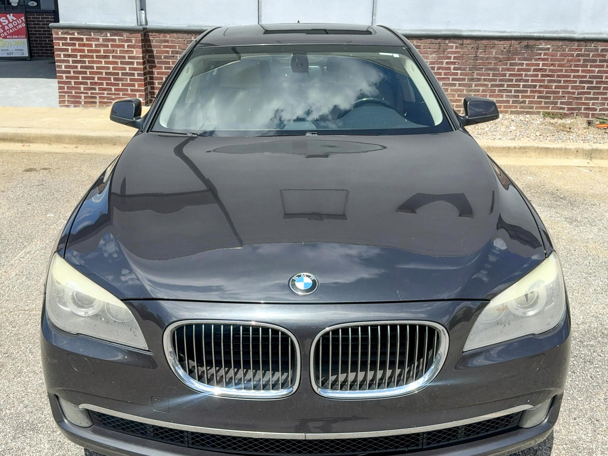 BMW 7 Series 4dr Sdn 750i RWD 2012