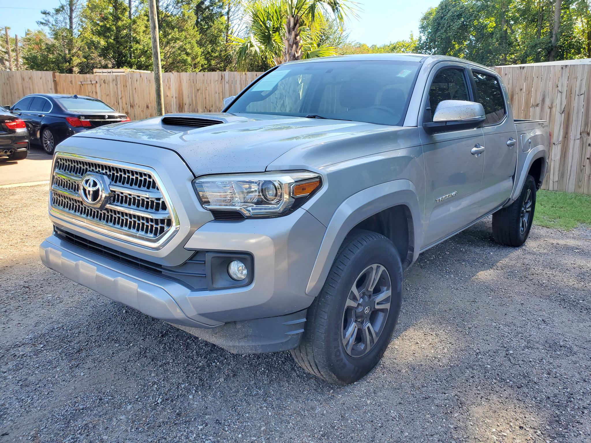 Toyota Tacoma  2017
