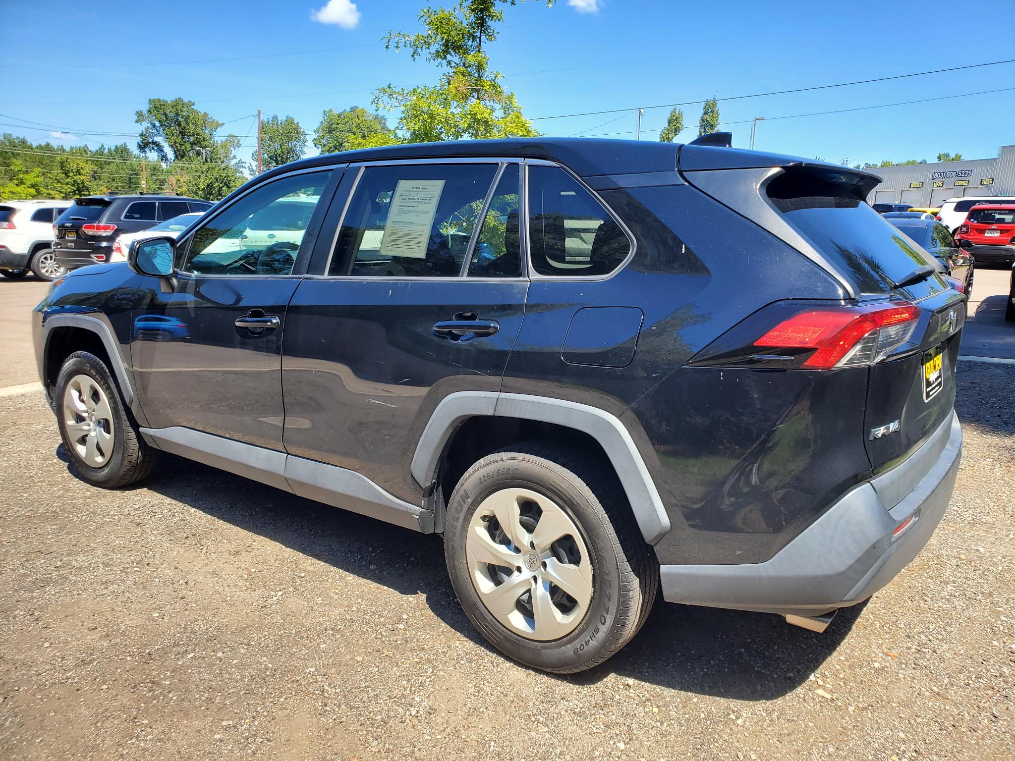 Toyota RAV4 LE 2022