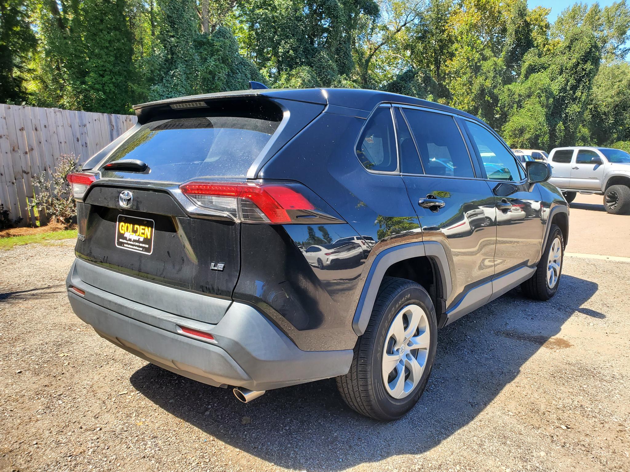 Toyota RAV4 LE 2022