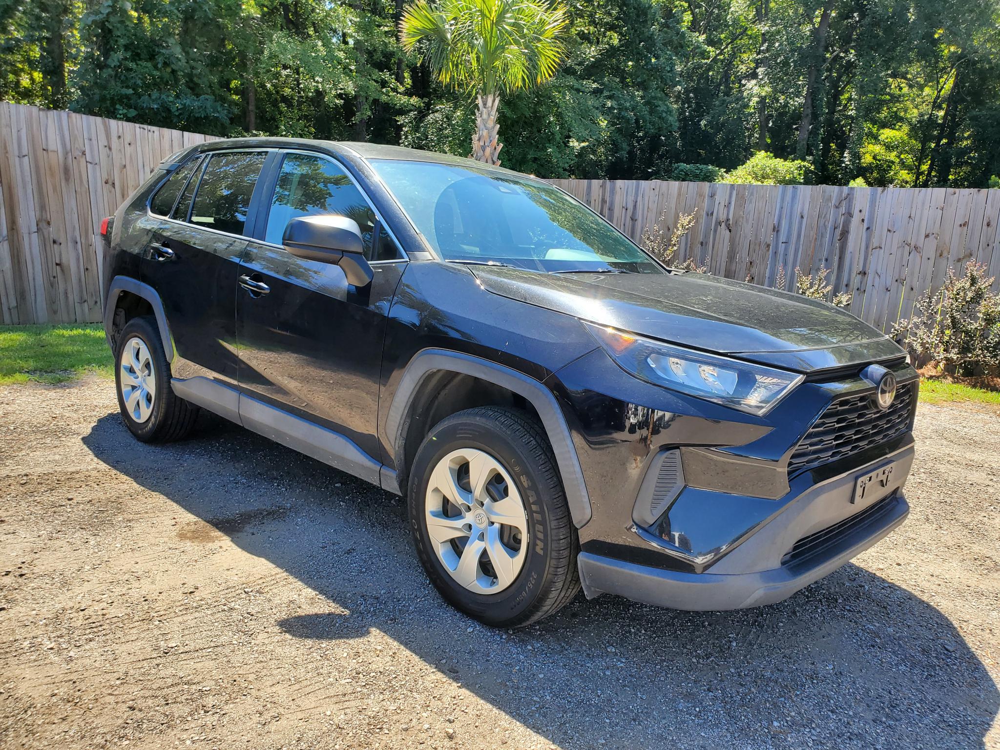 Toyota RAV4 LE 2022