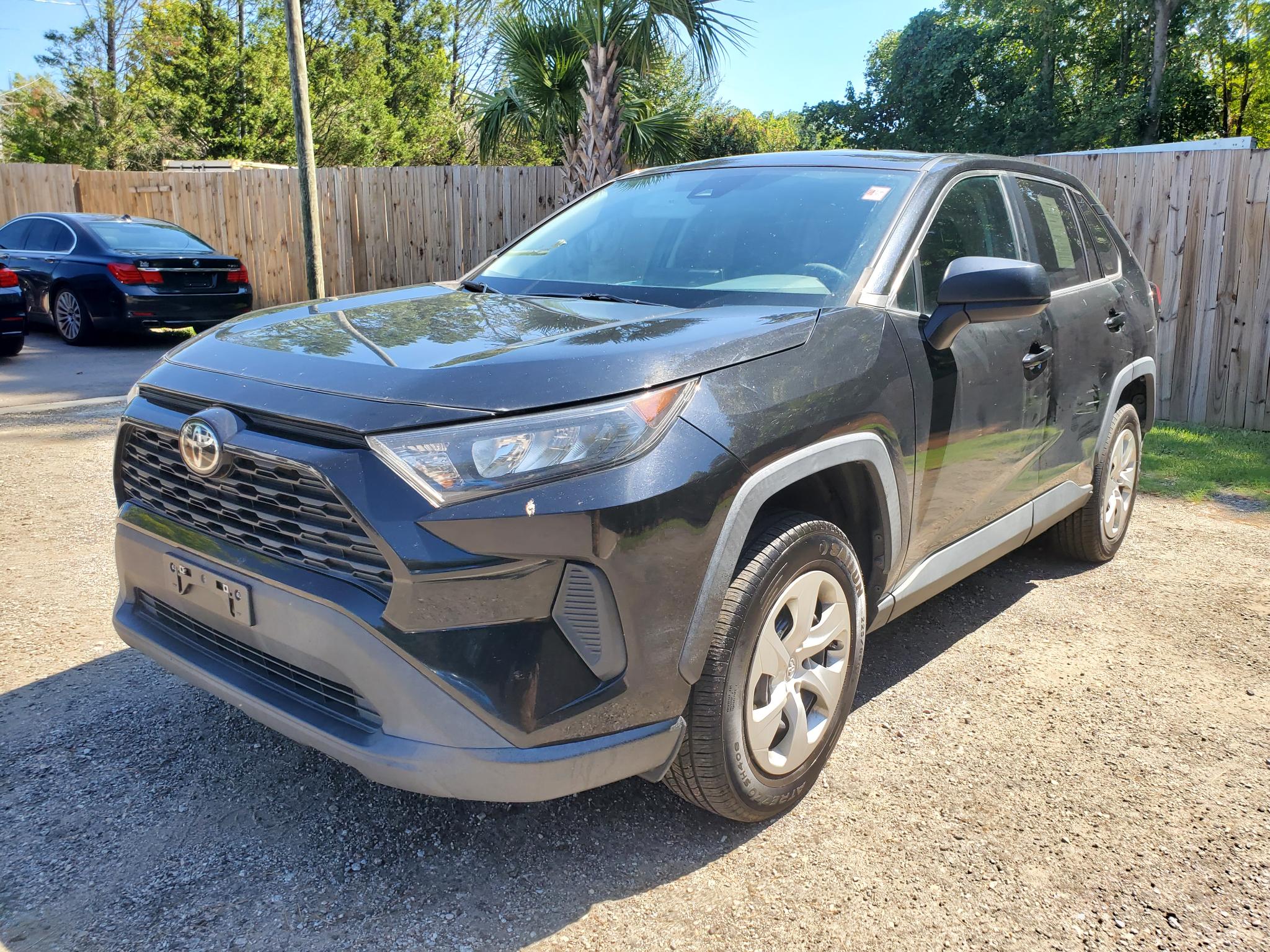 Toyota RAV4 LE 2022