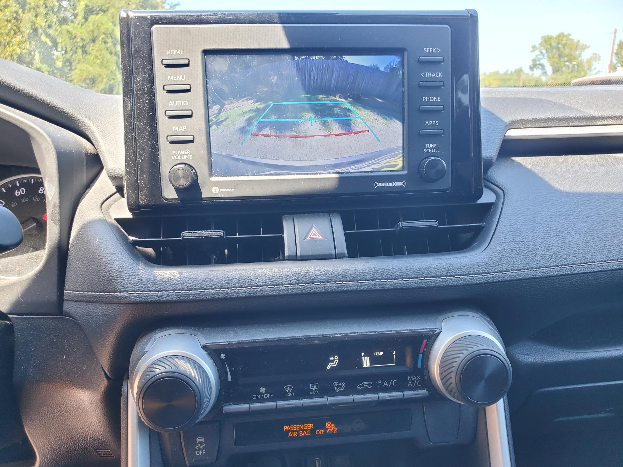 Toyota RAV4 LE 2022