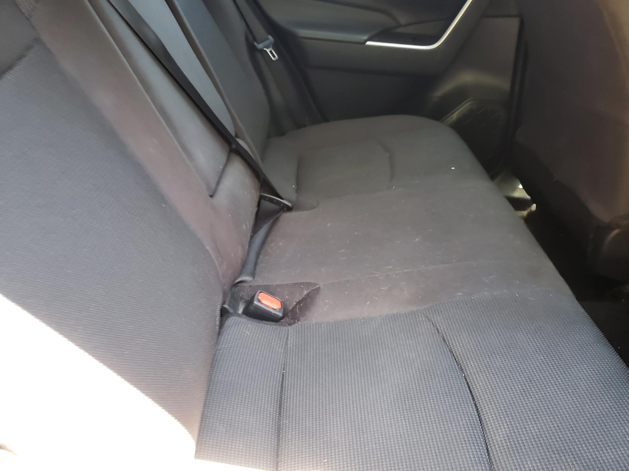 Toyota RAV4 LE 2022