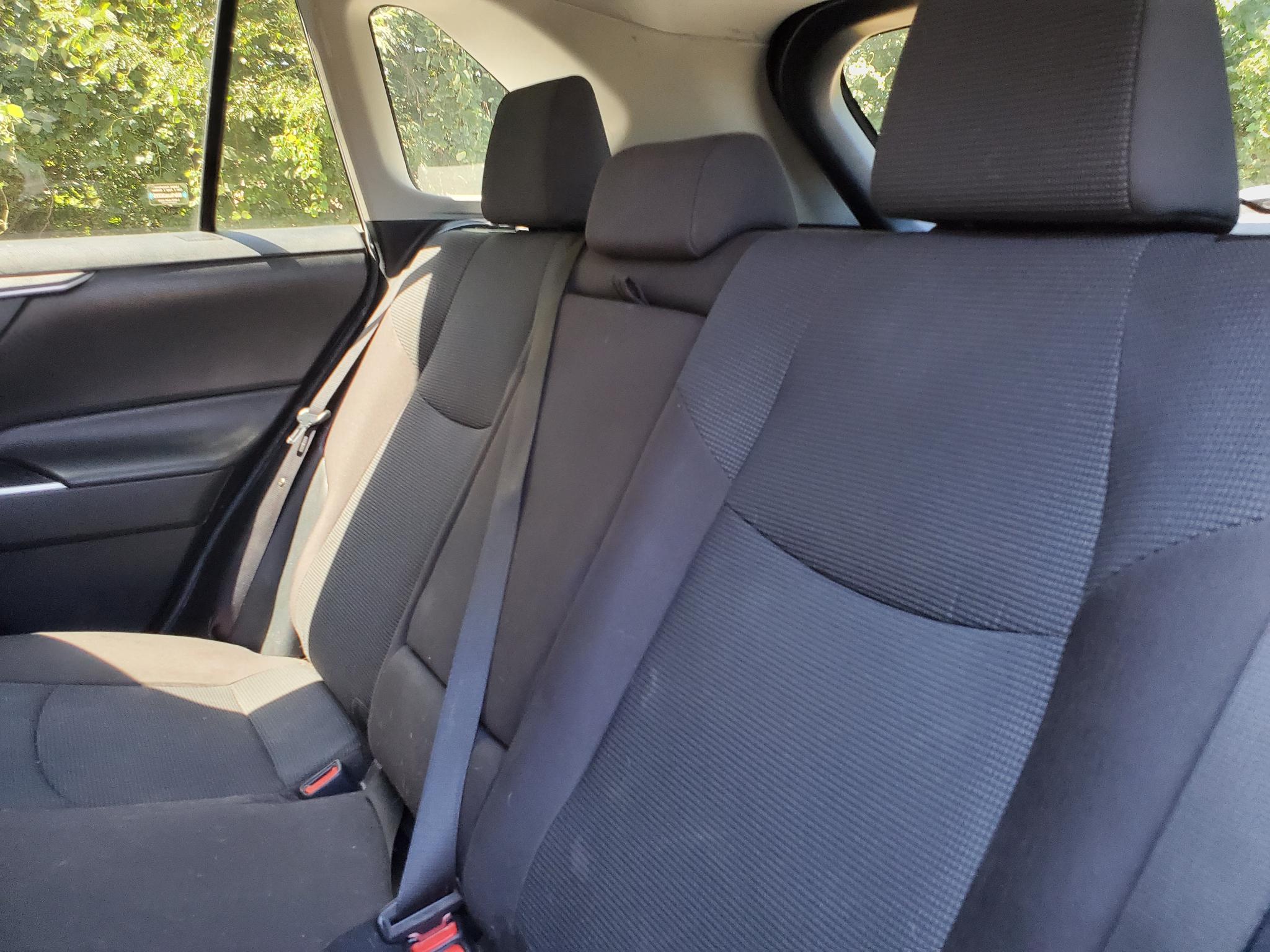 Toyota RAV4 LE 2022