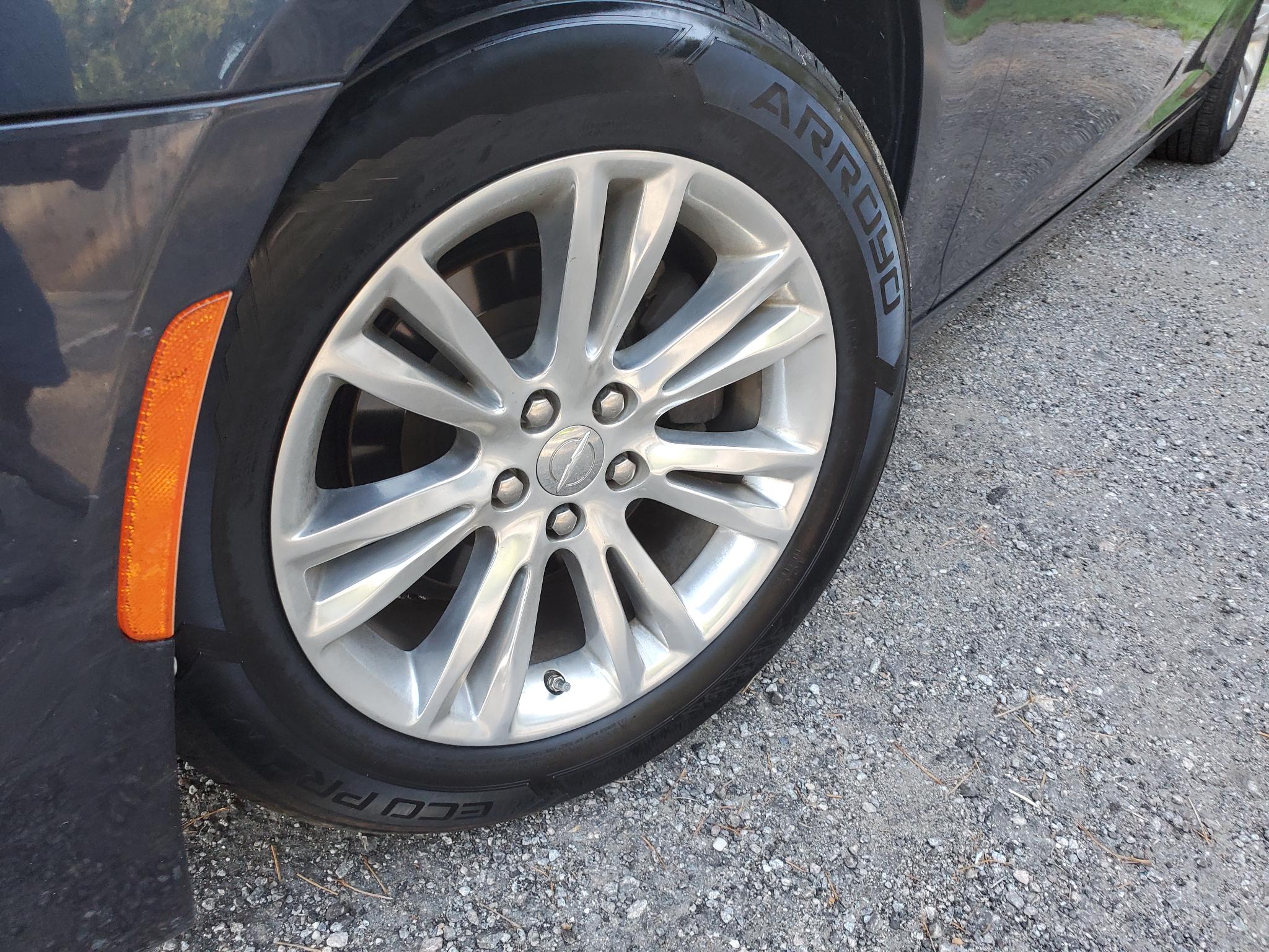 Chrysler 300 4dr Sdn 300C RWD 2016