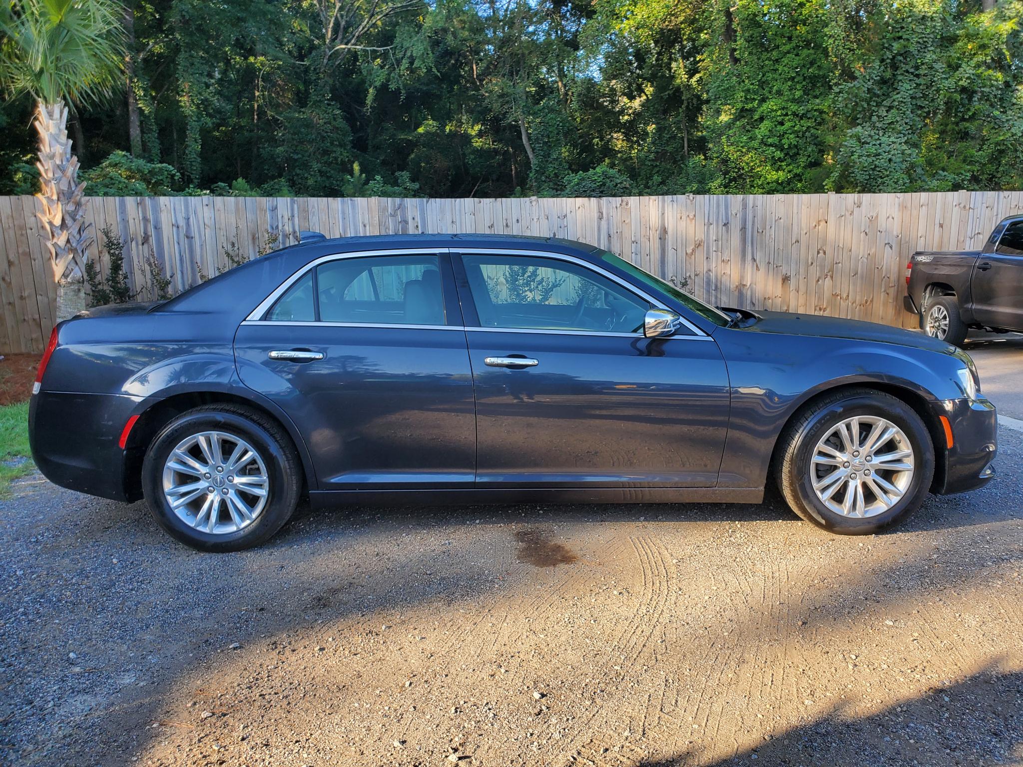 Chrysler 300 4dr Sdn 300C RWD 2016