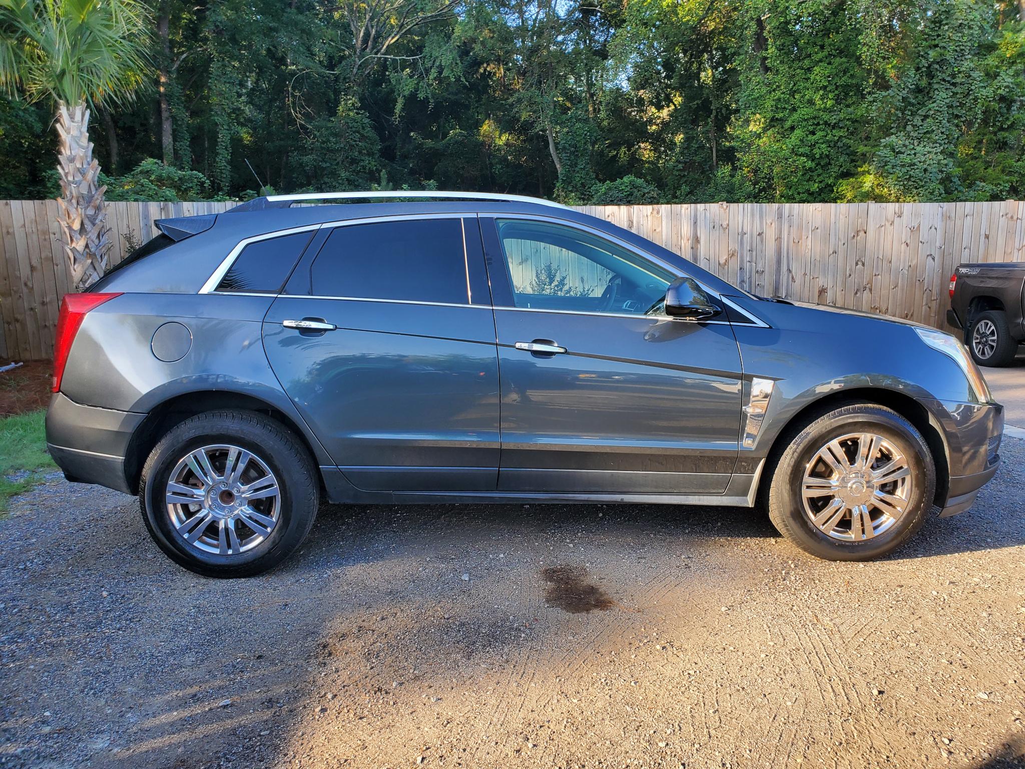 Cadillac SRX FWD 4dr Luxury Collection 2011