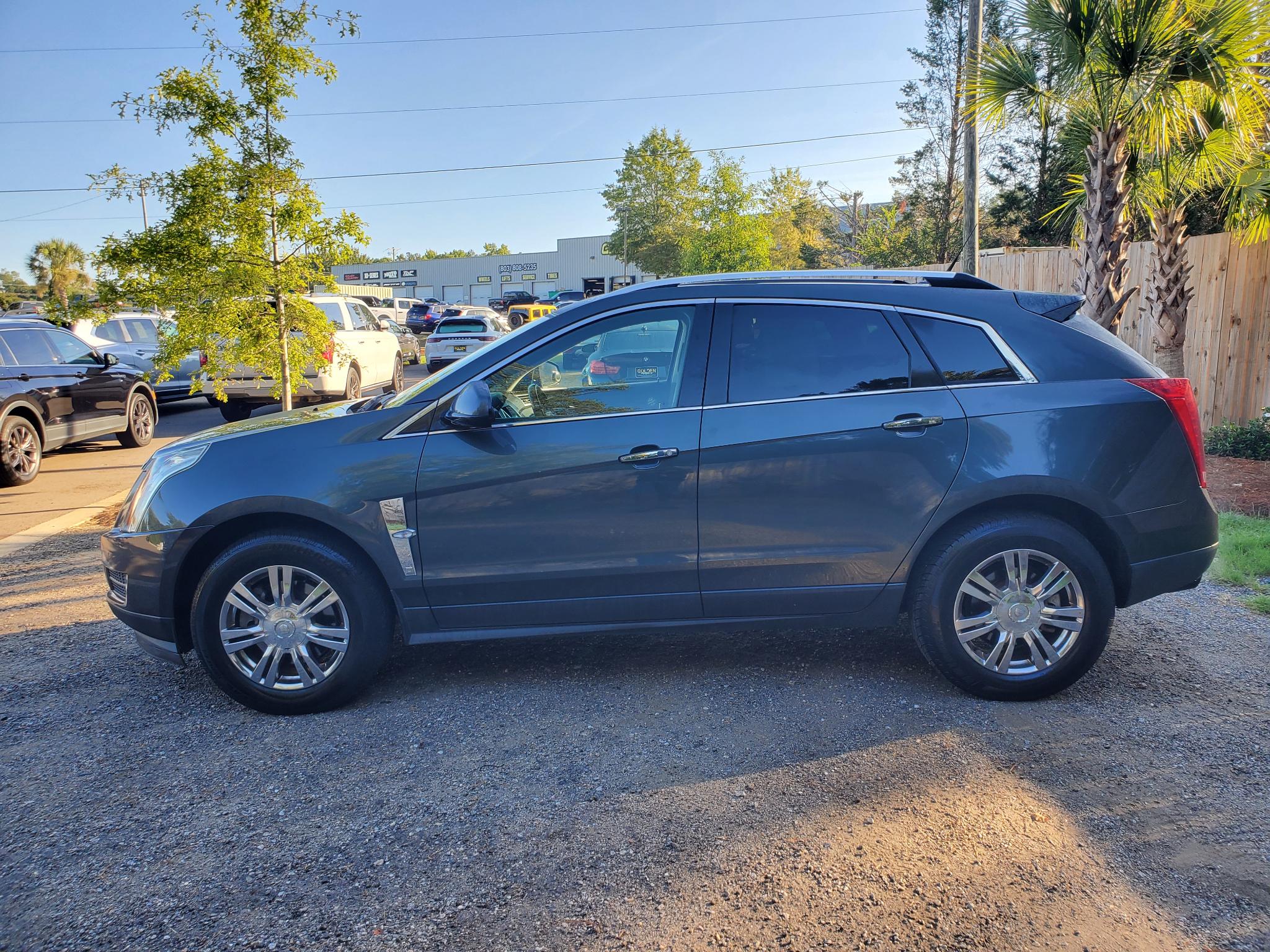 Cadillac SRX FWD 4dr Luxury Collection 2011