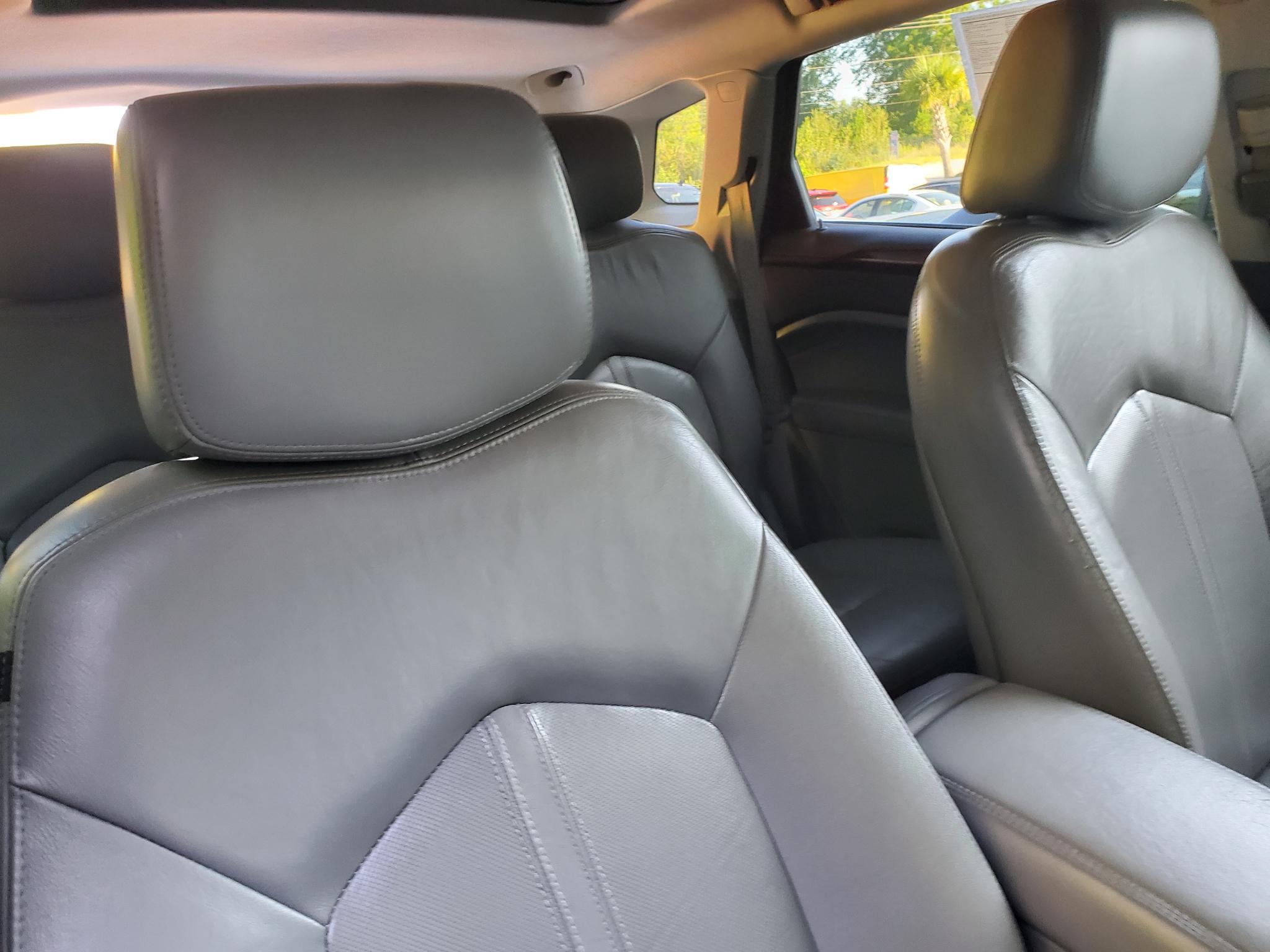 Cadillac SRX FWD 4dr Luxury Collection 2011