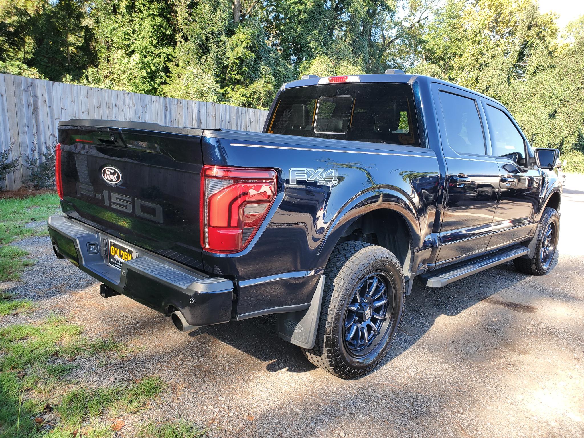 Ford F-150 Lariat 4WD SuperCrew 5.5' Box 2024