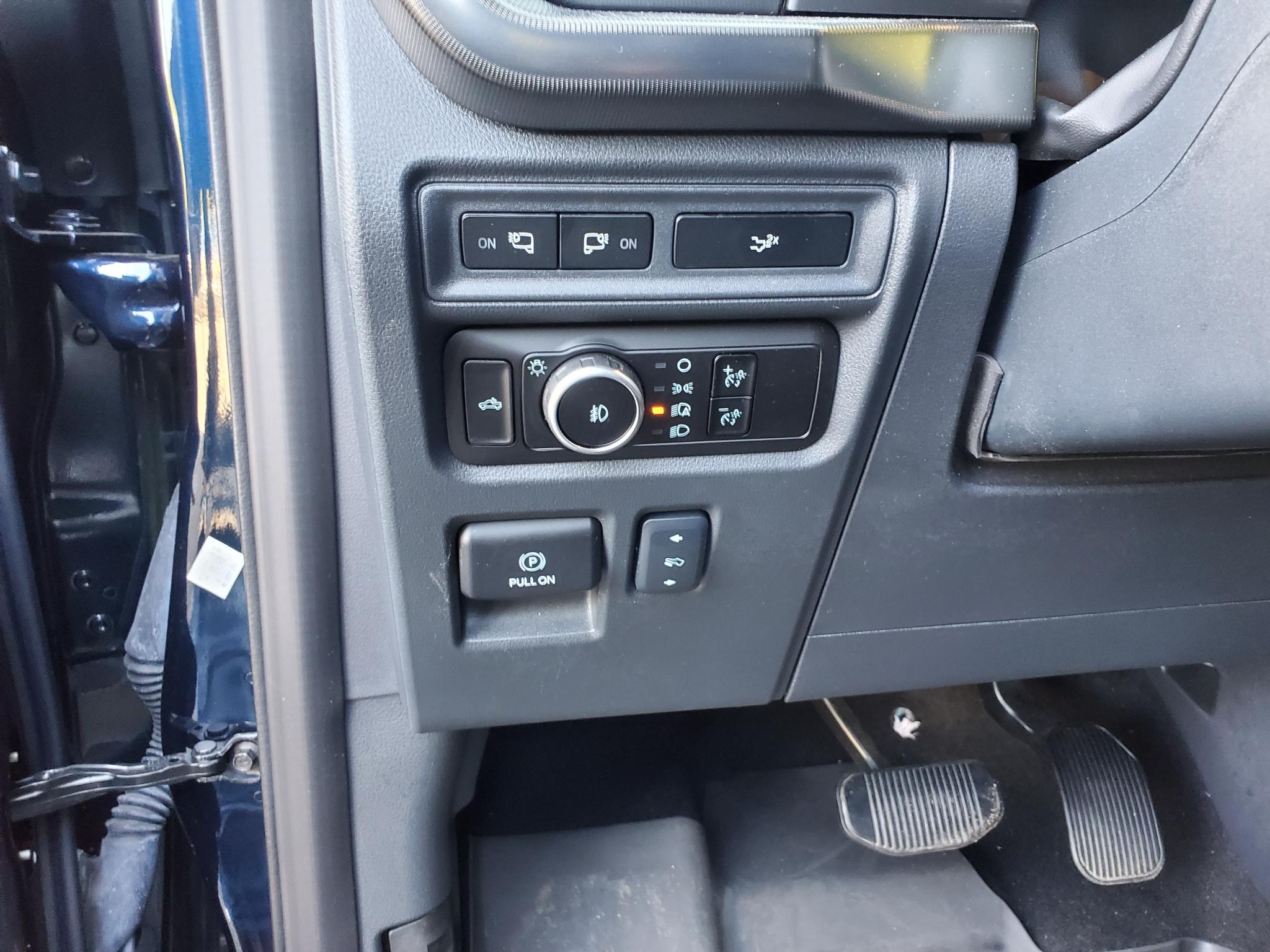 Ford F-150 Lariat 4WD SuperCrew 5.5' Box 2024