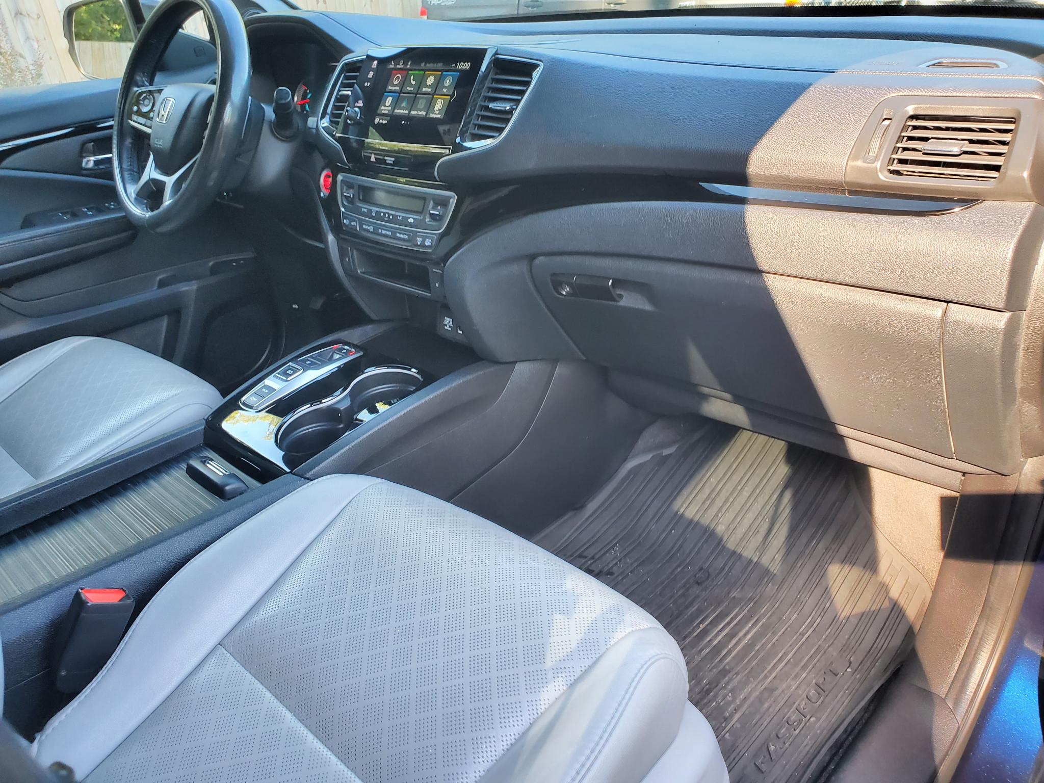 Honda Passport Touring FWD 2021