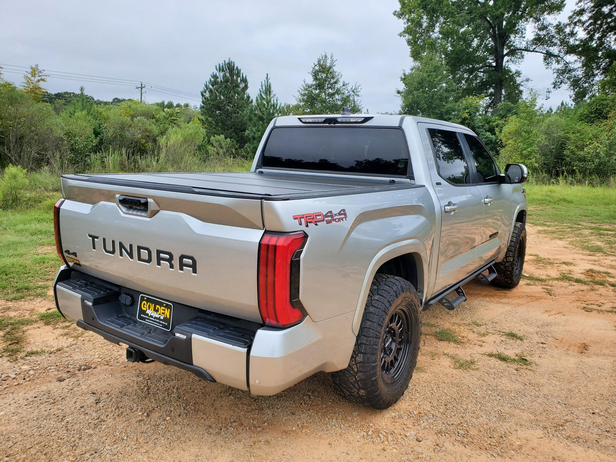 Toyota Tundra 4WD SR5 CrewMax 5.5' Bed (Natl) 2024