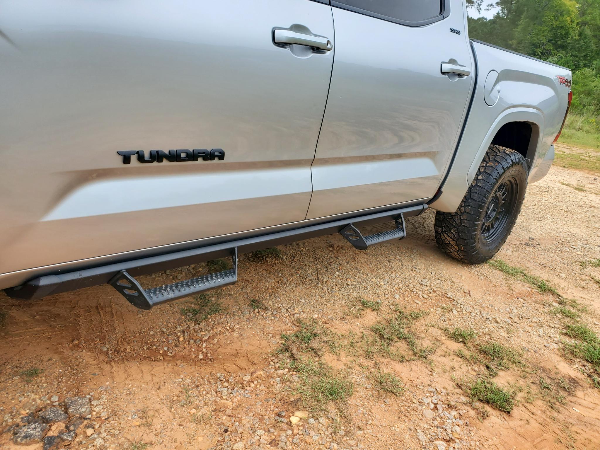 Toyota Tundra 4WD SR5 CrewMax 5.5' Bed (Natl) 2024