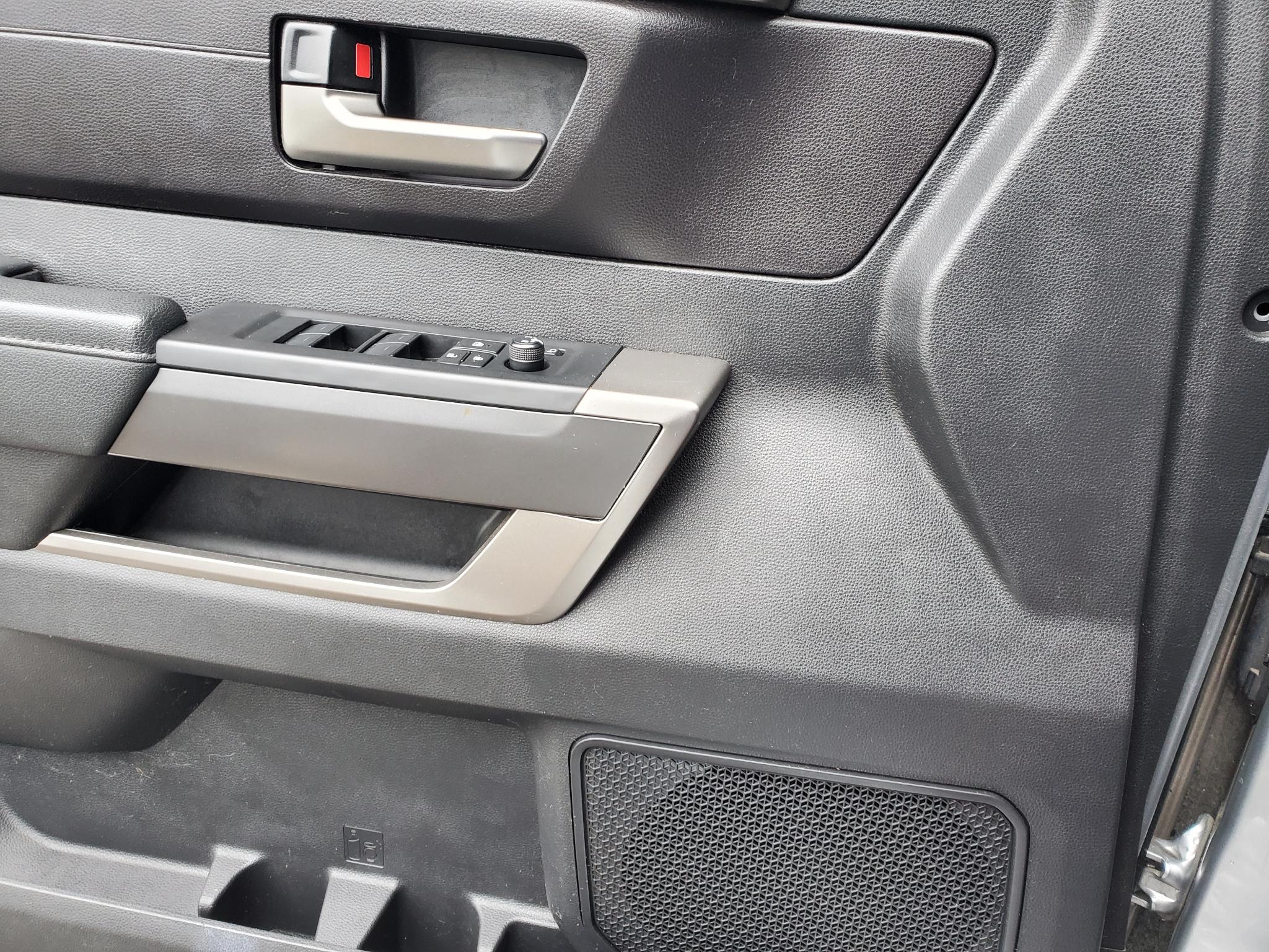 Toyota Tundra 4WD SR5 CrewMax 5.5' Bed (Natl) 2024