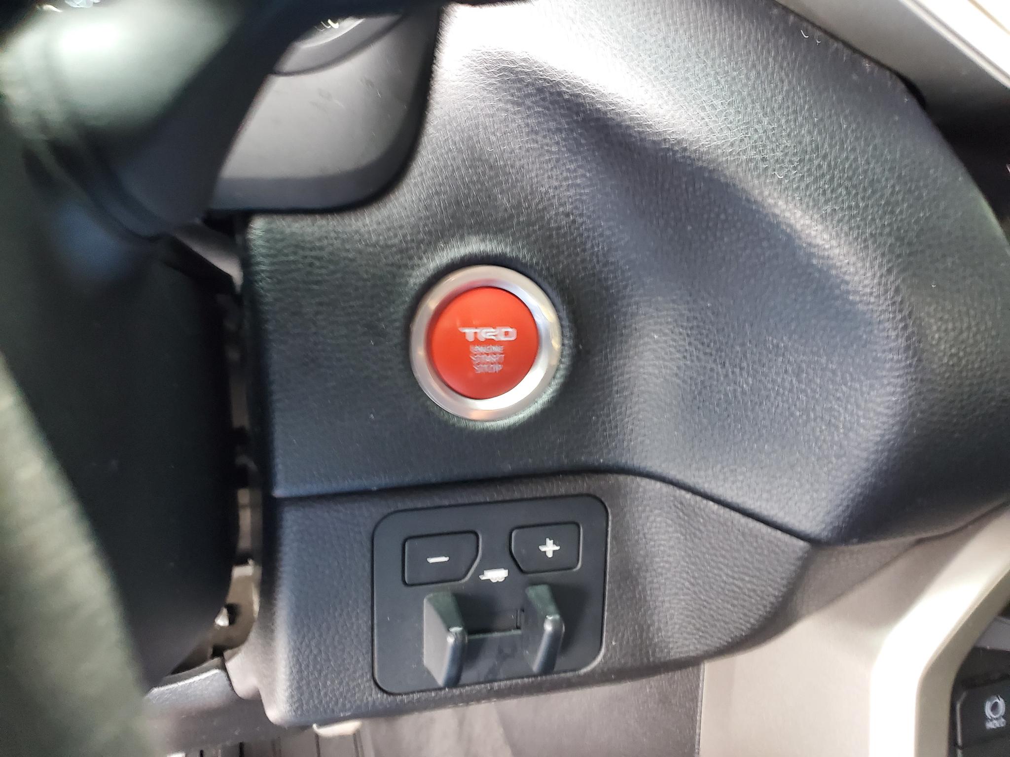 Toyota Tundra 4WD SR5 CrewMax 5.5' Bed (Natl) 2024