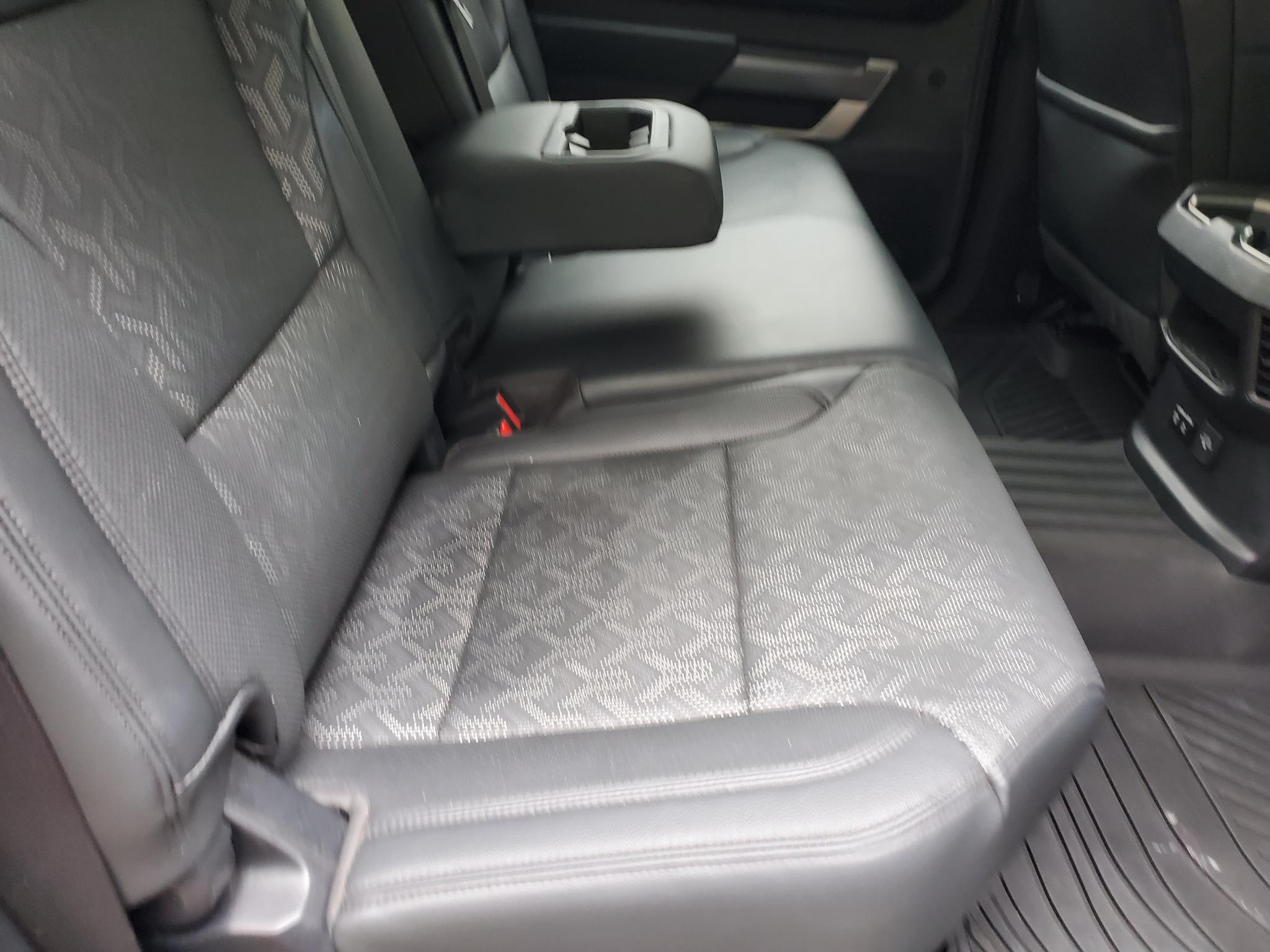 Toyota Tundra 4WD SR5 CrewMax 5.5' Bed (Natl) 2024