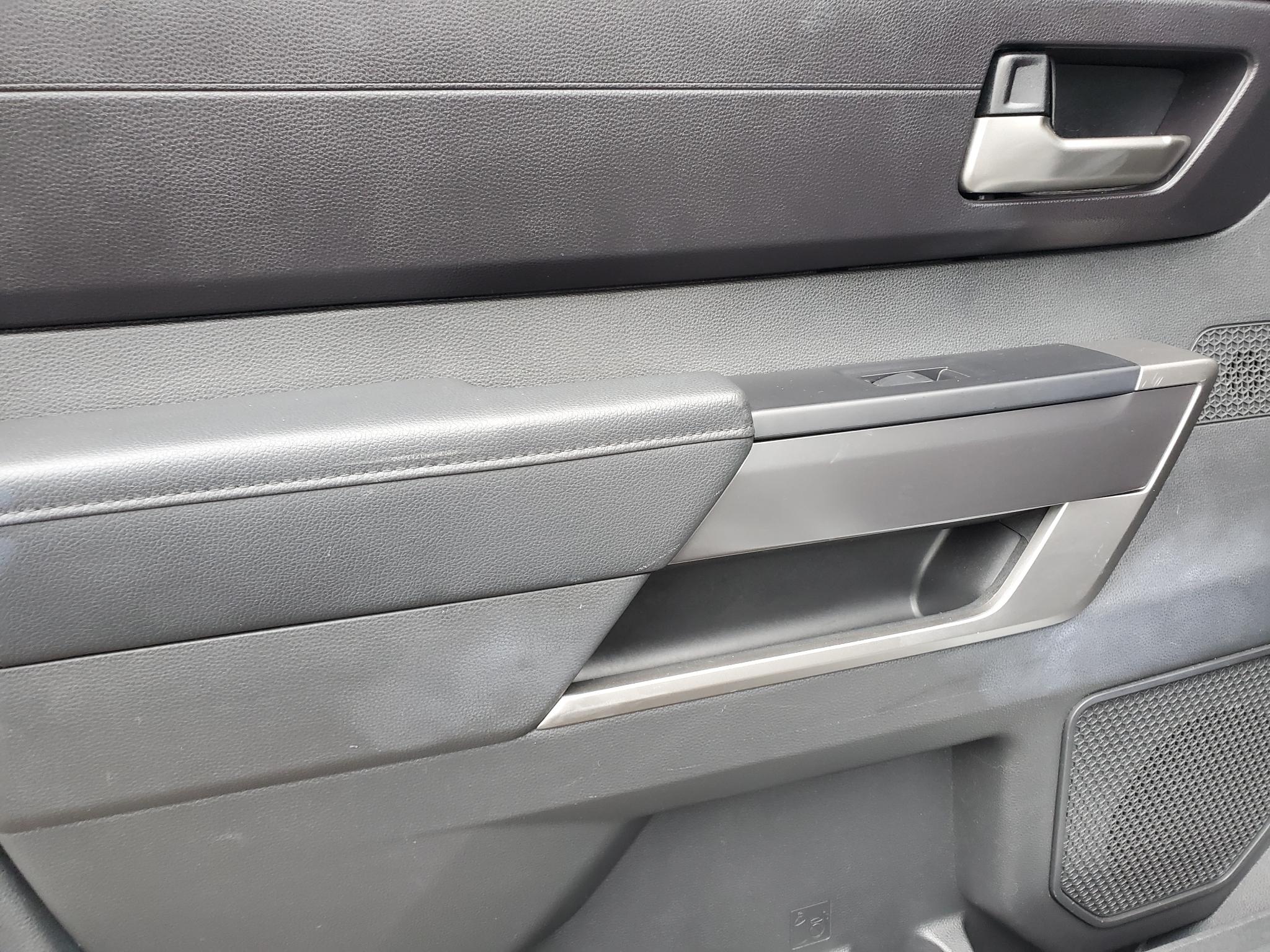 Toyota Tundra 4WD SR5 CrewMax 5.5' Bed (Natl) 2024