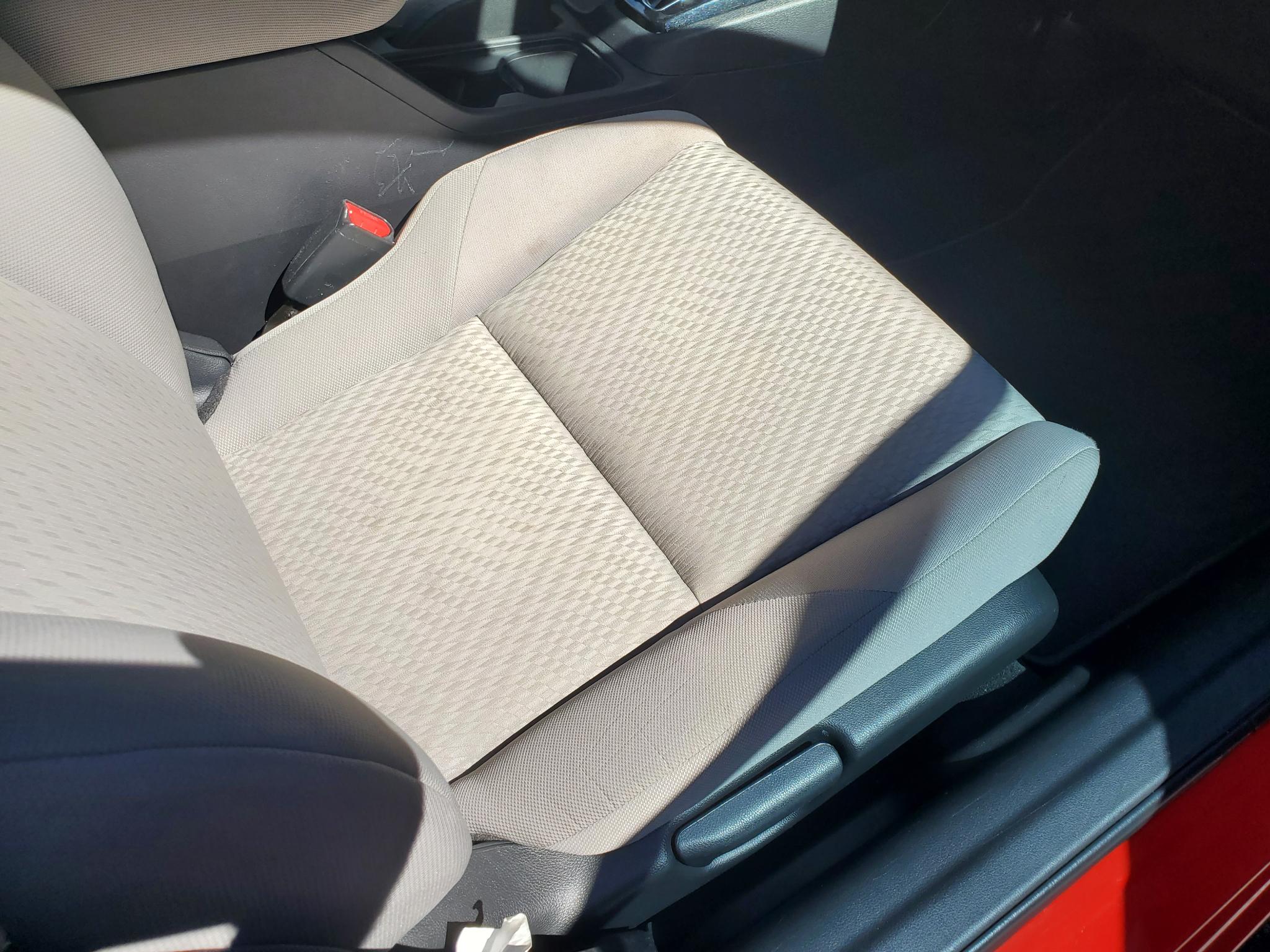 Honda Civic Coupe 2dr CVT LX 2015