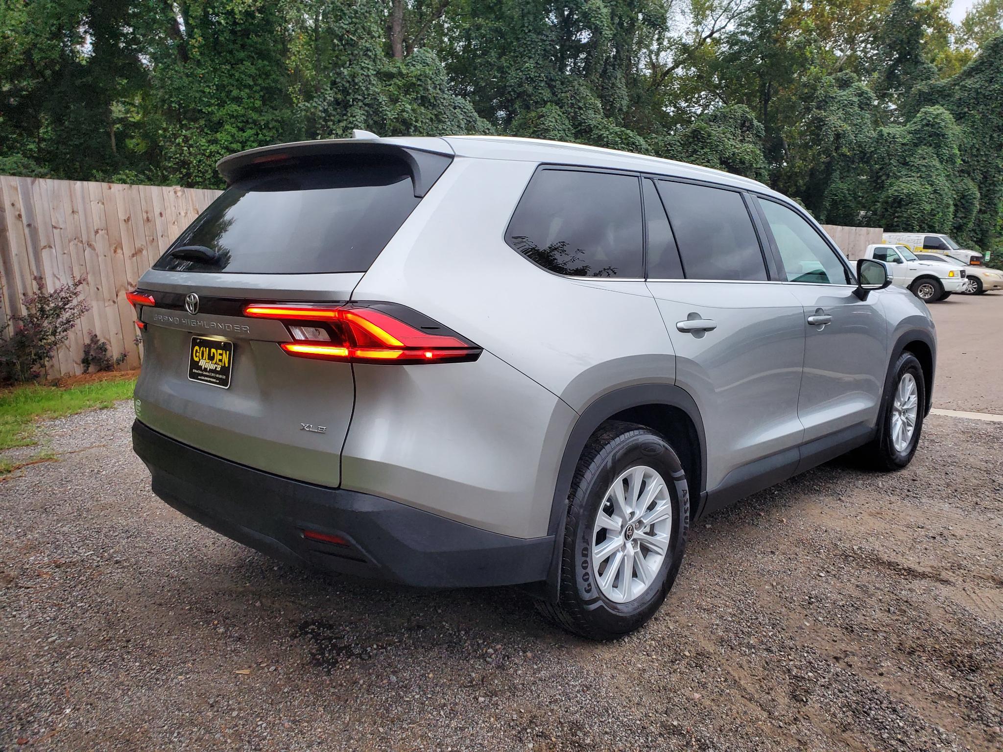 Toyota Grand Highlander XLE FWD (Natl) 2024