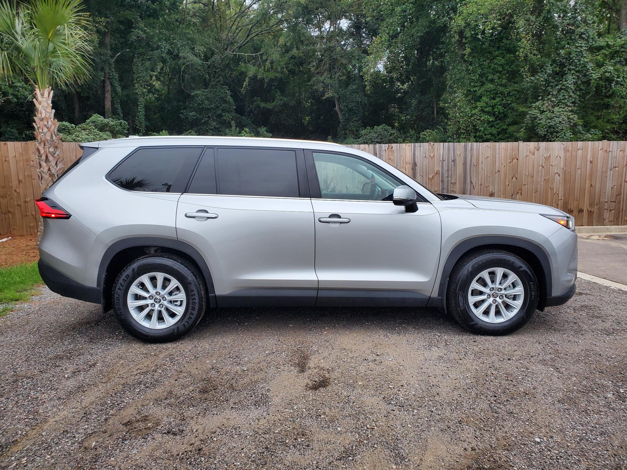 Toyota Grand Highlander XLE FWD (Natl) 2024