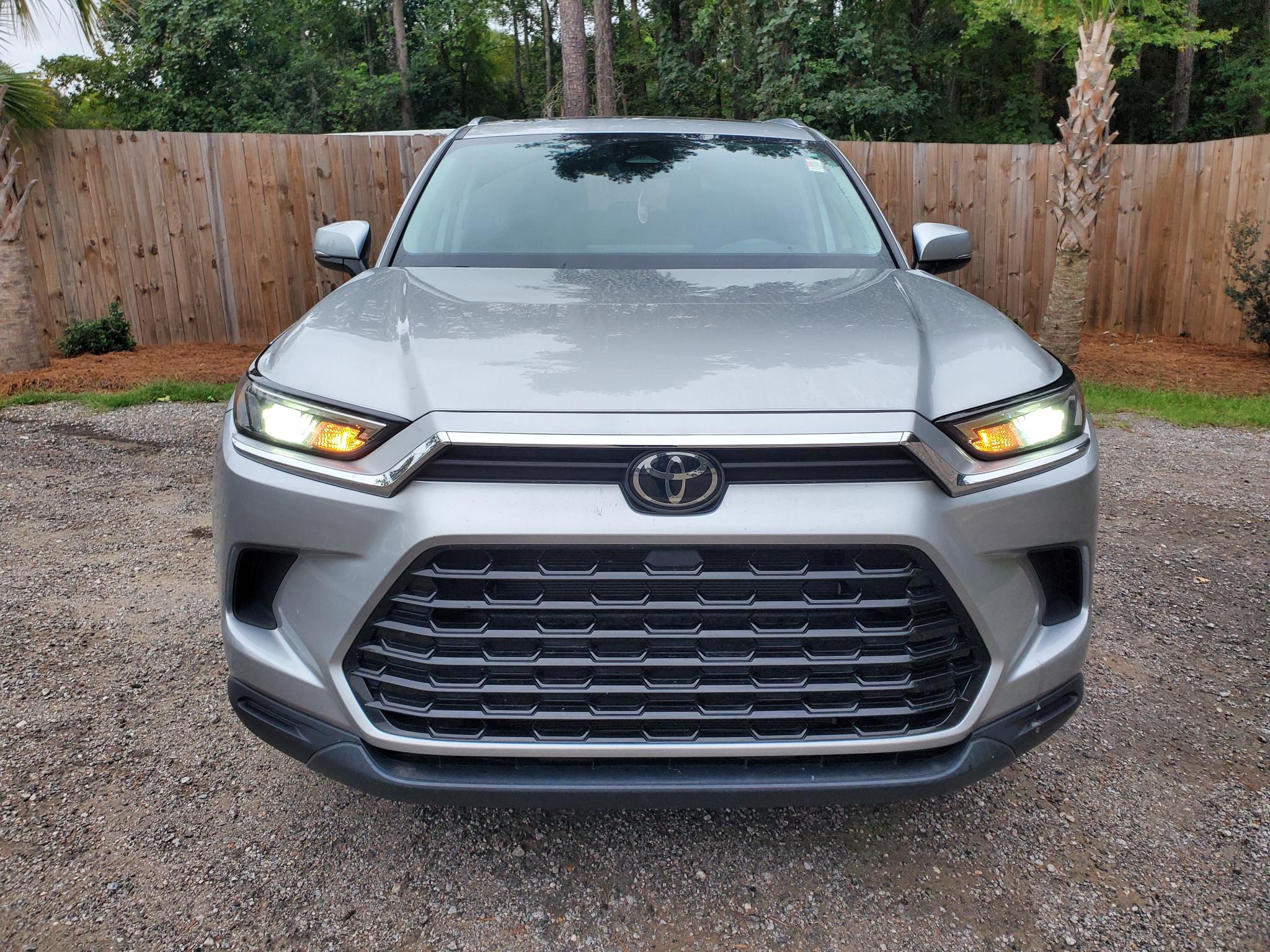 Toyota Grand Highlander XLE FWD (Natl) 2024