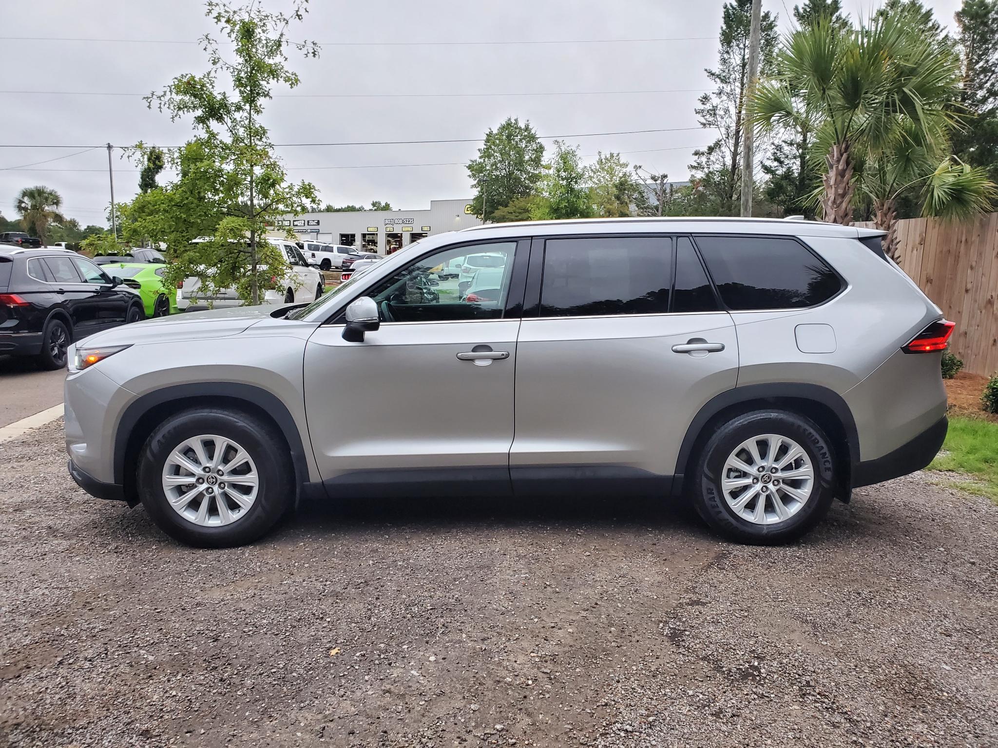Toyota Grand Highlander XLE FWD (Natl) 2024