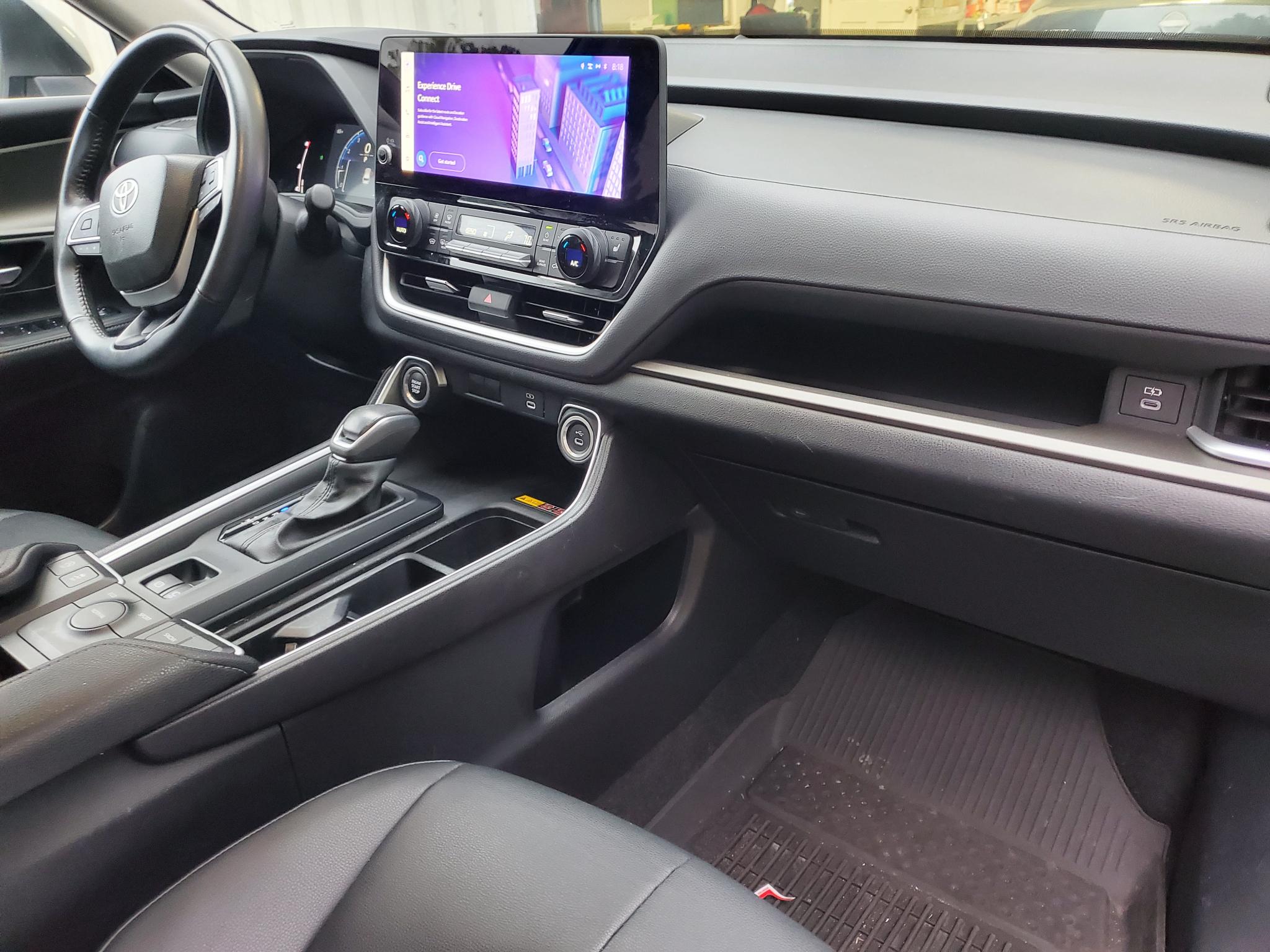 Toyota Grand Highlander XLE FWD (Natl) 2024