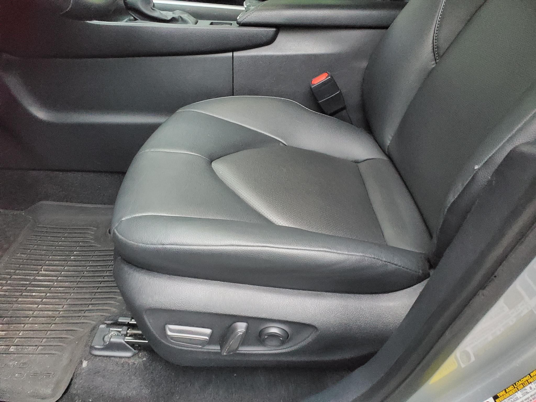 Toyota Grand Highlander XLE FWD (Natl) 2024