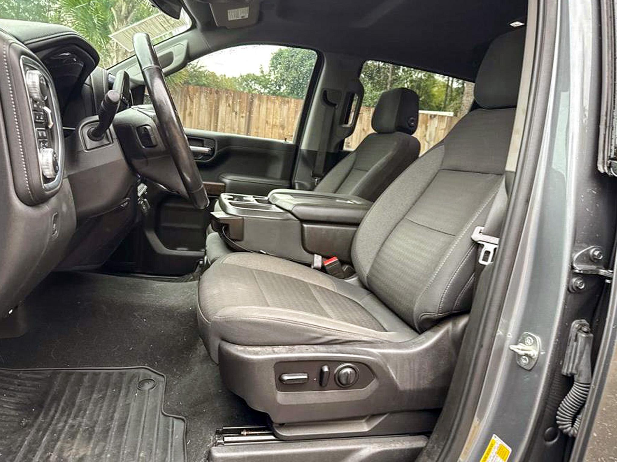GMC Sierra 1500 4WD Crew Cab 147" Elevation 2020