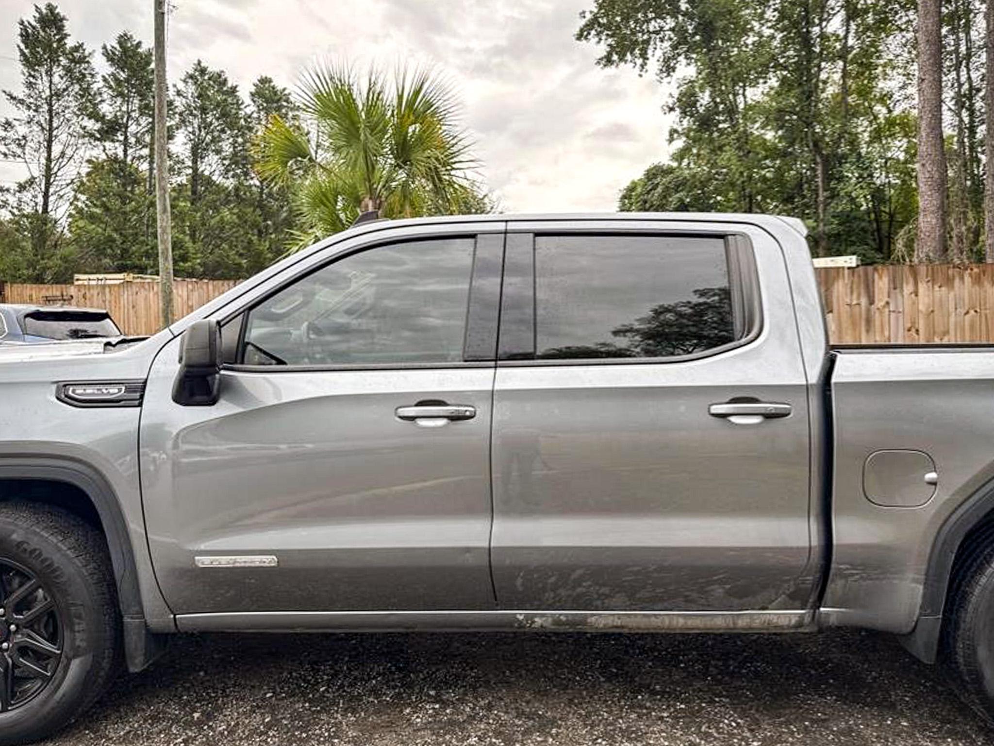 GMC Sierra 1500 4WD Crew Cab 147" Elevation 2020