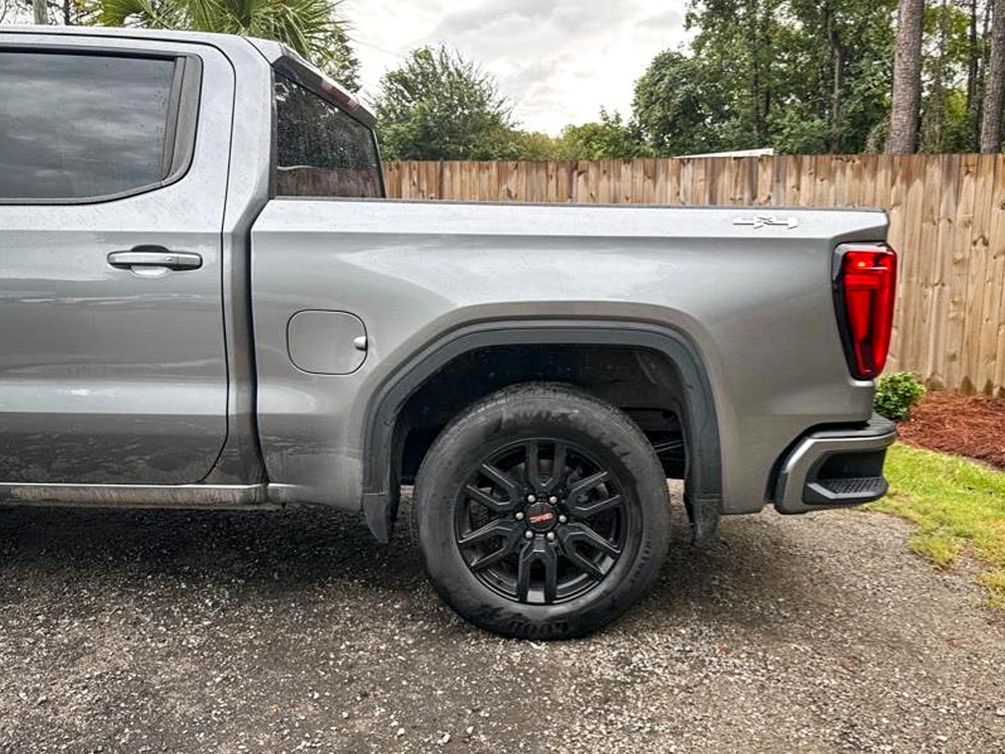GMC Sierra 1500 4WD Crew Cab 147" Elevation 2020