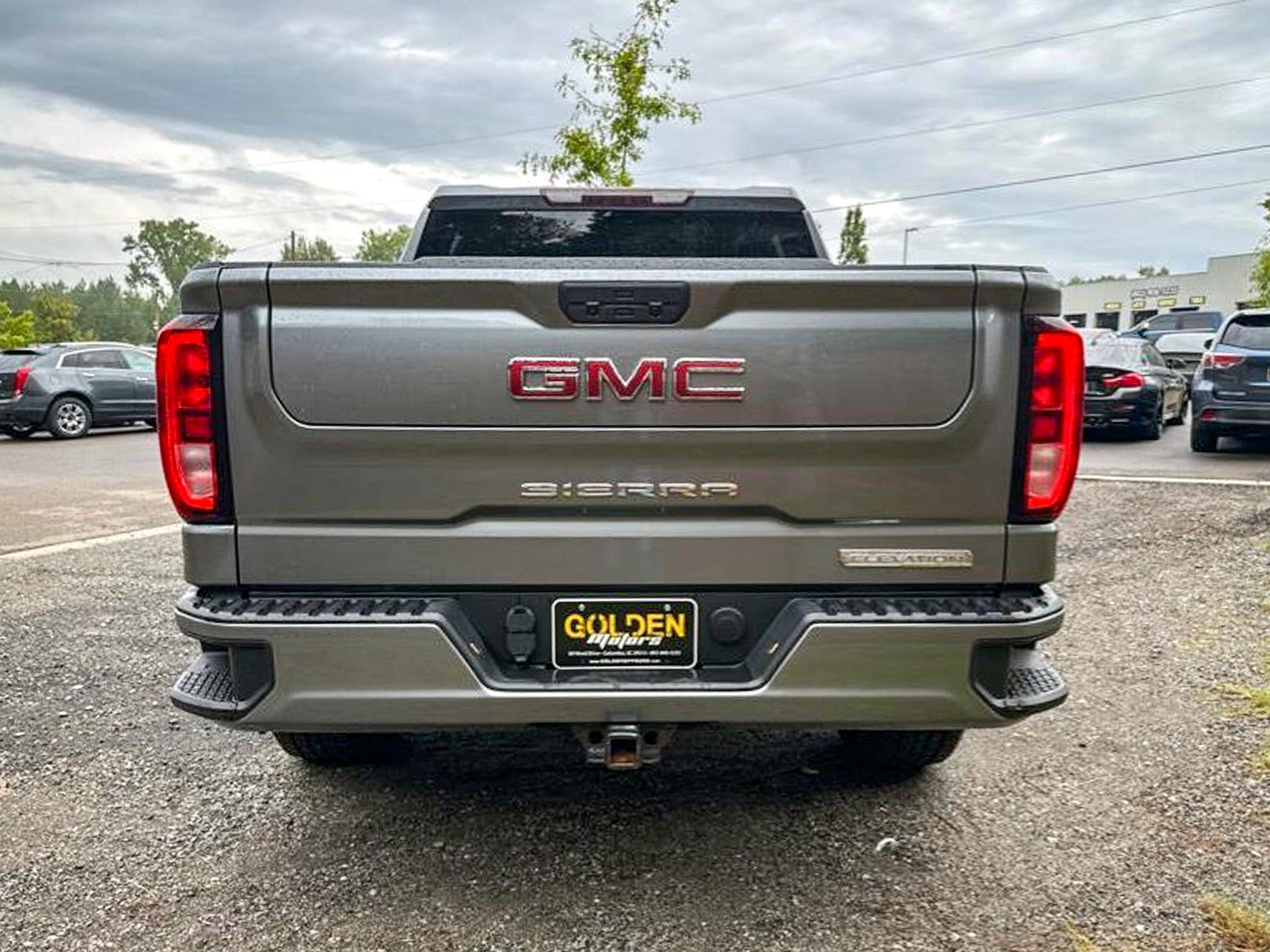 GMC Sierra 1500 4WD Crew Cab 147" Elevation 2020