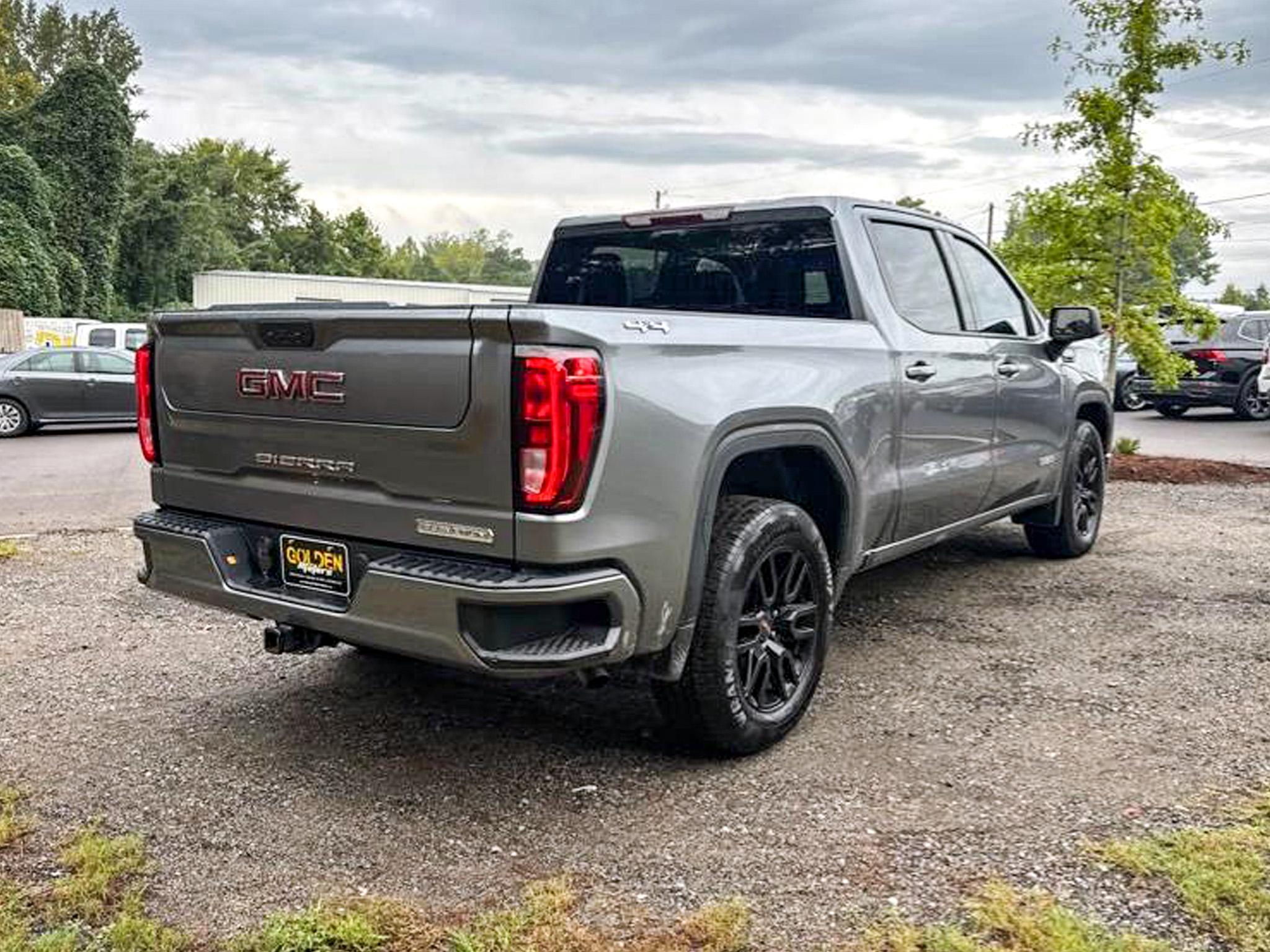 GMC Sierra 1500 4WD Crew Cab 147" Elevation 2020