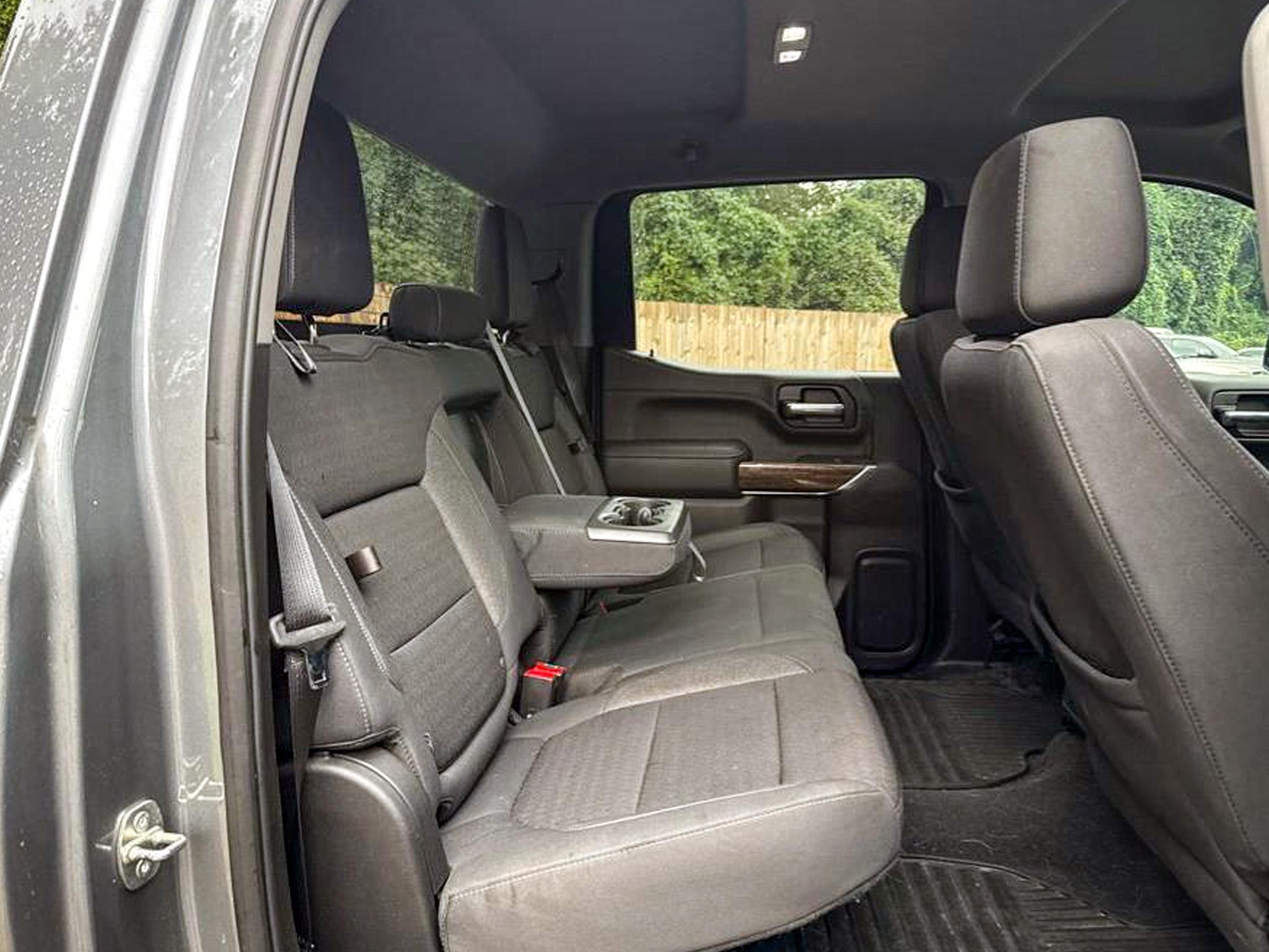 GMC Sierra 1500 4WD Crew Cab 147" Elevation 2020