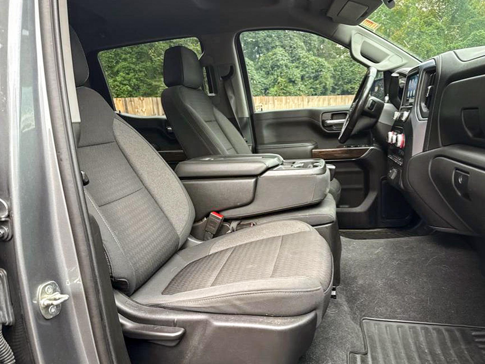 GMC Sierra 1500 4WD Crew Cab 147" Elevation 2020