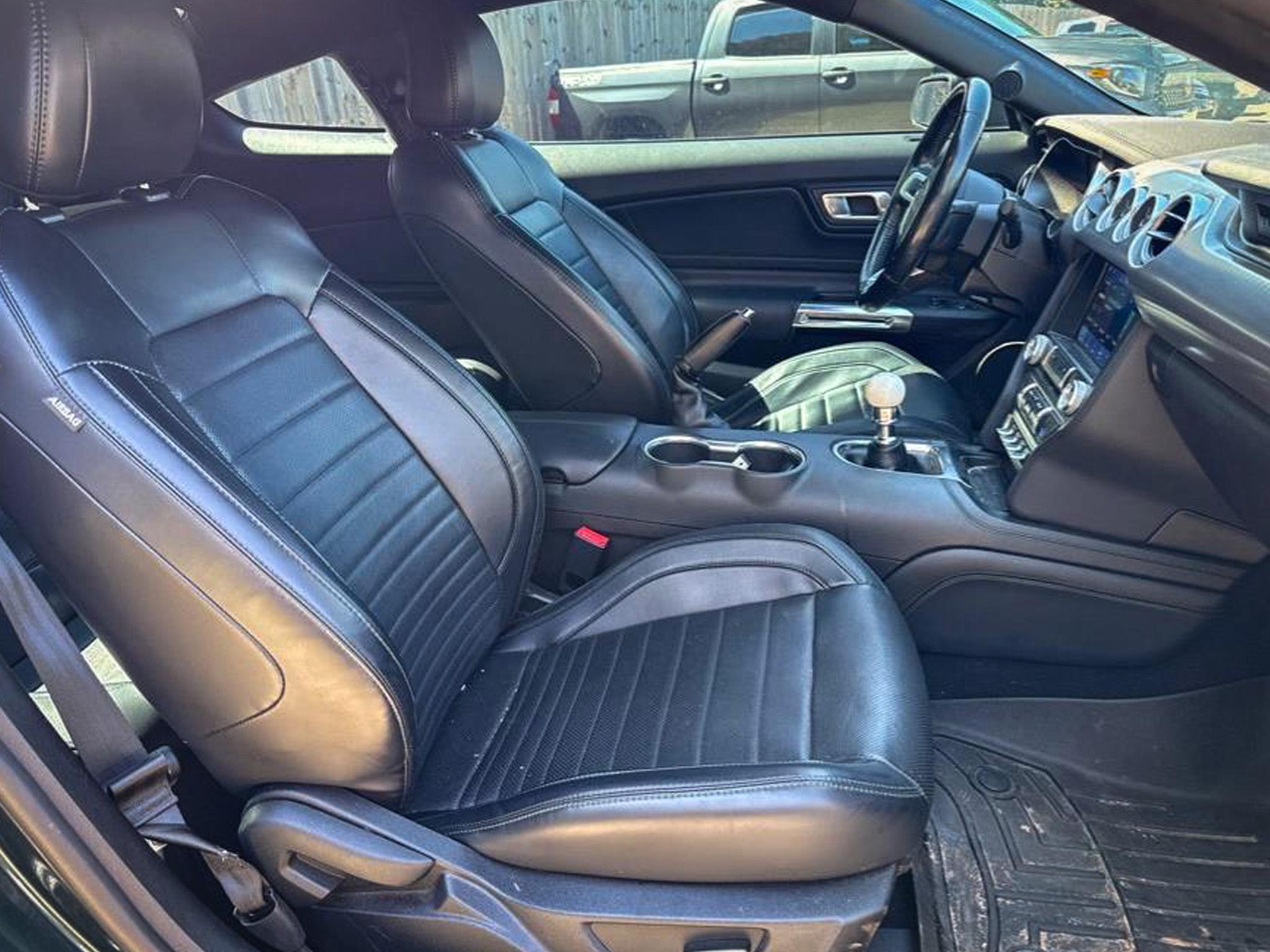 Ford Mustang  2019