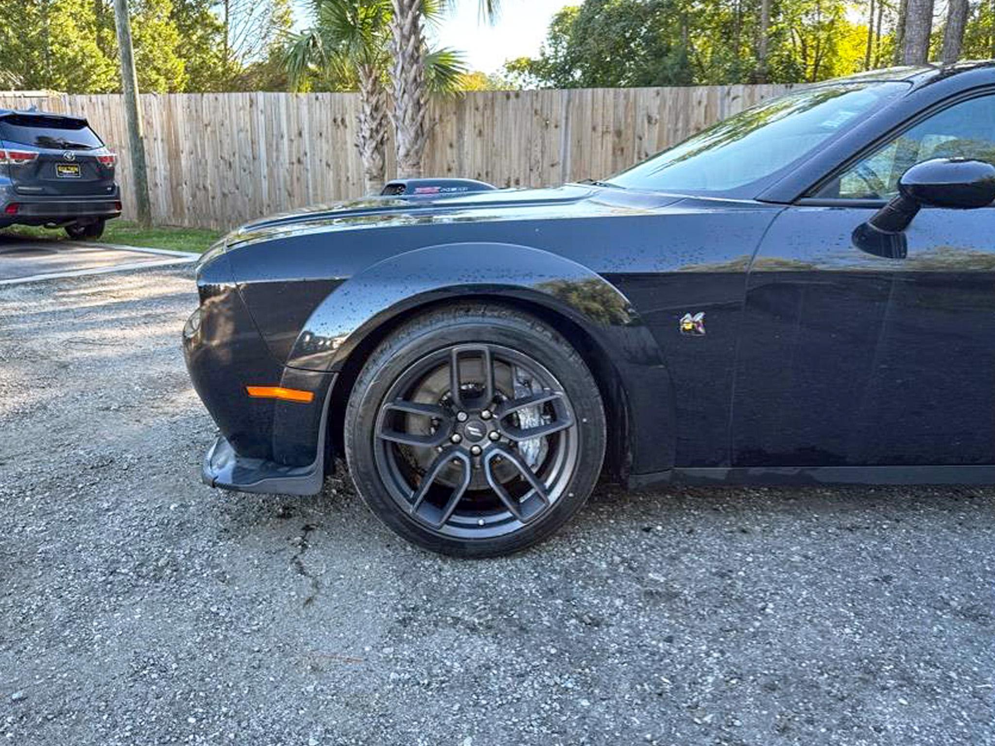 Dodge Challenger R/T Scat Pack Widebody RWD 2021