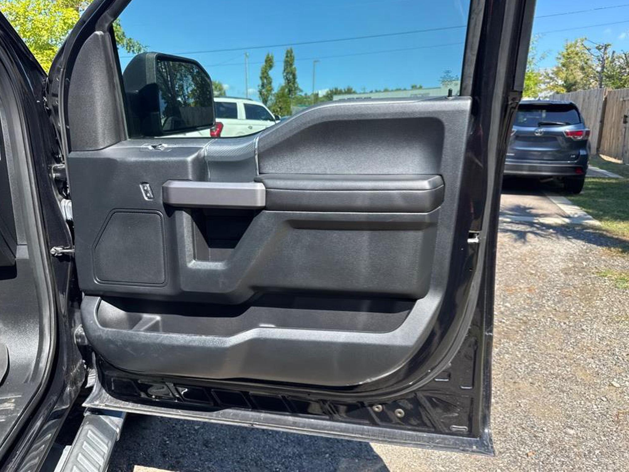 Ford F-150  2019