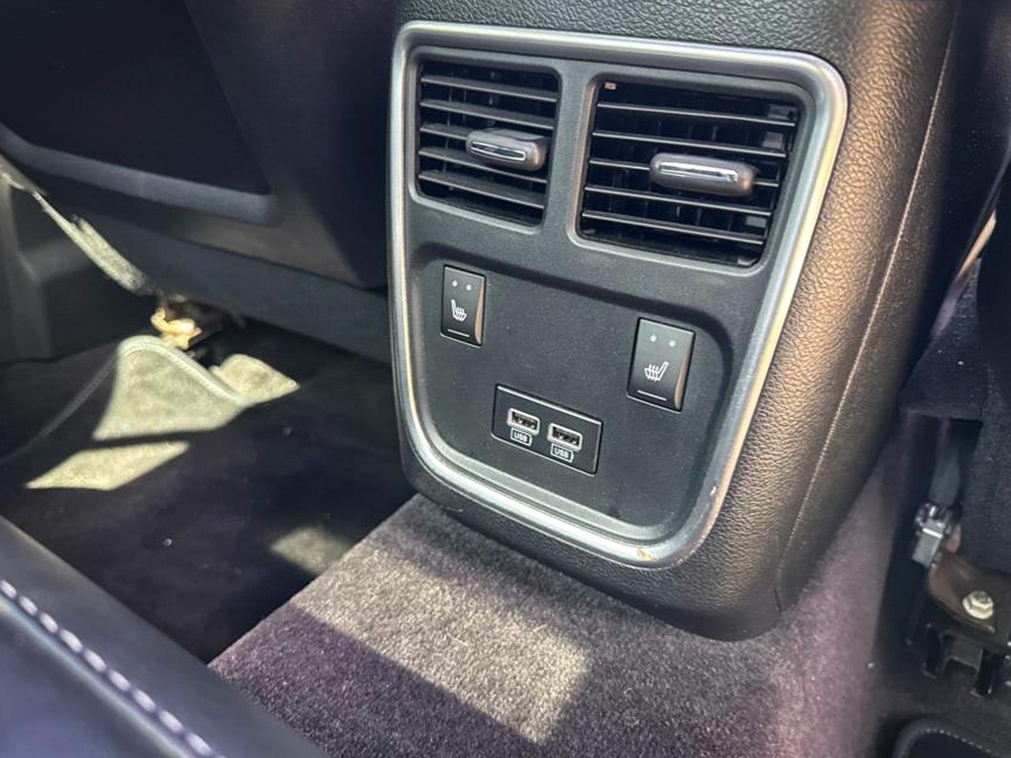 Dodge Charger  2016