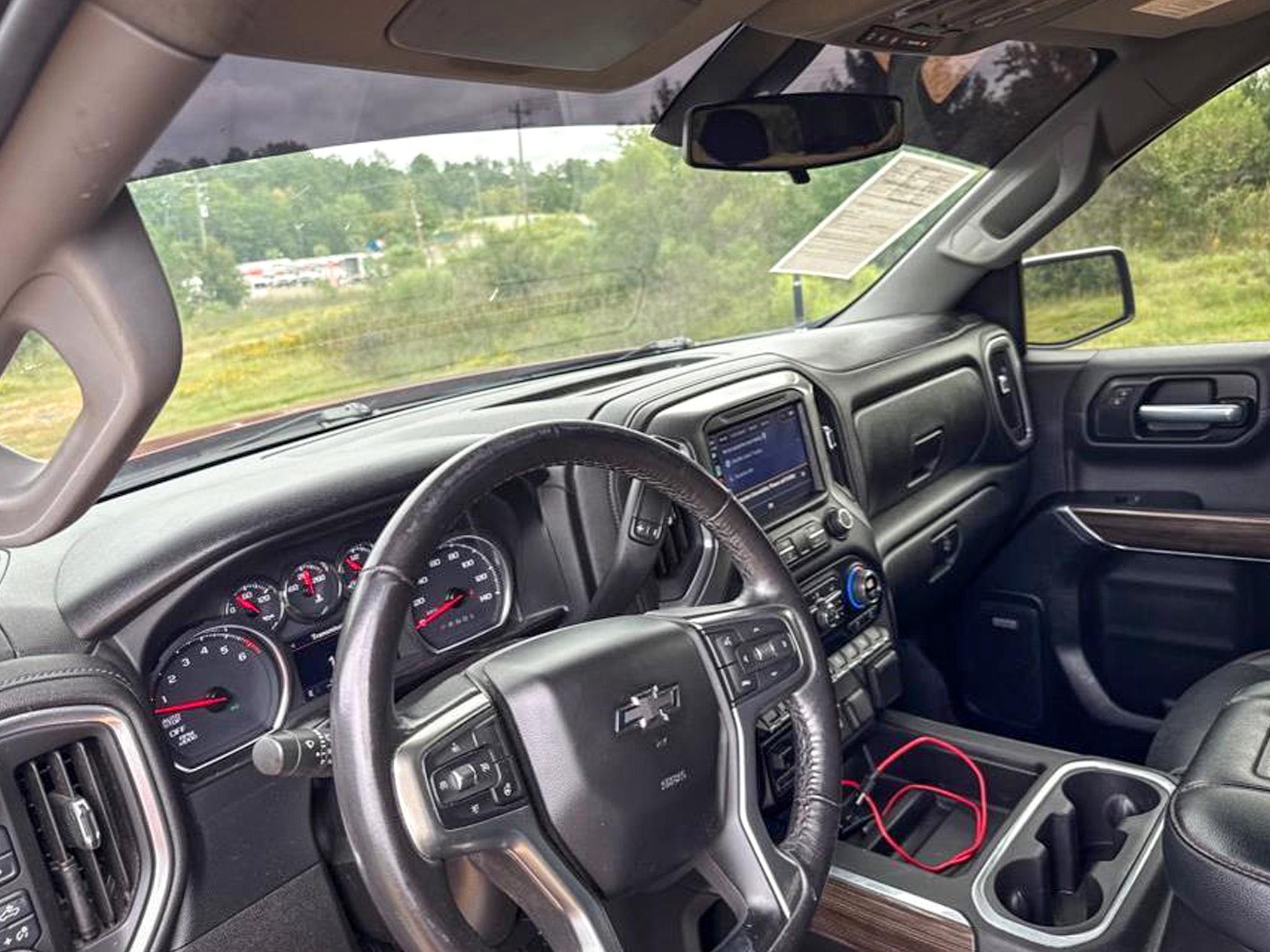 Chevrolet Silverado 1500 4WD Crew Cab 147" LT Trail Boss 2021