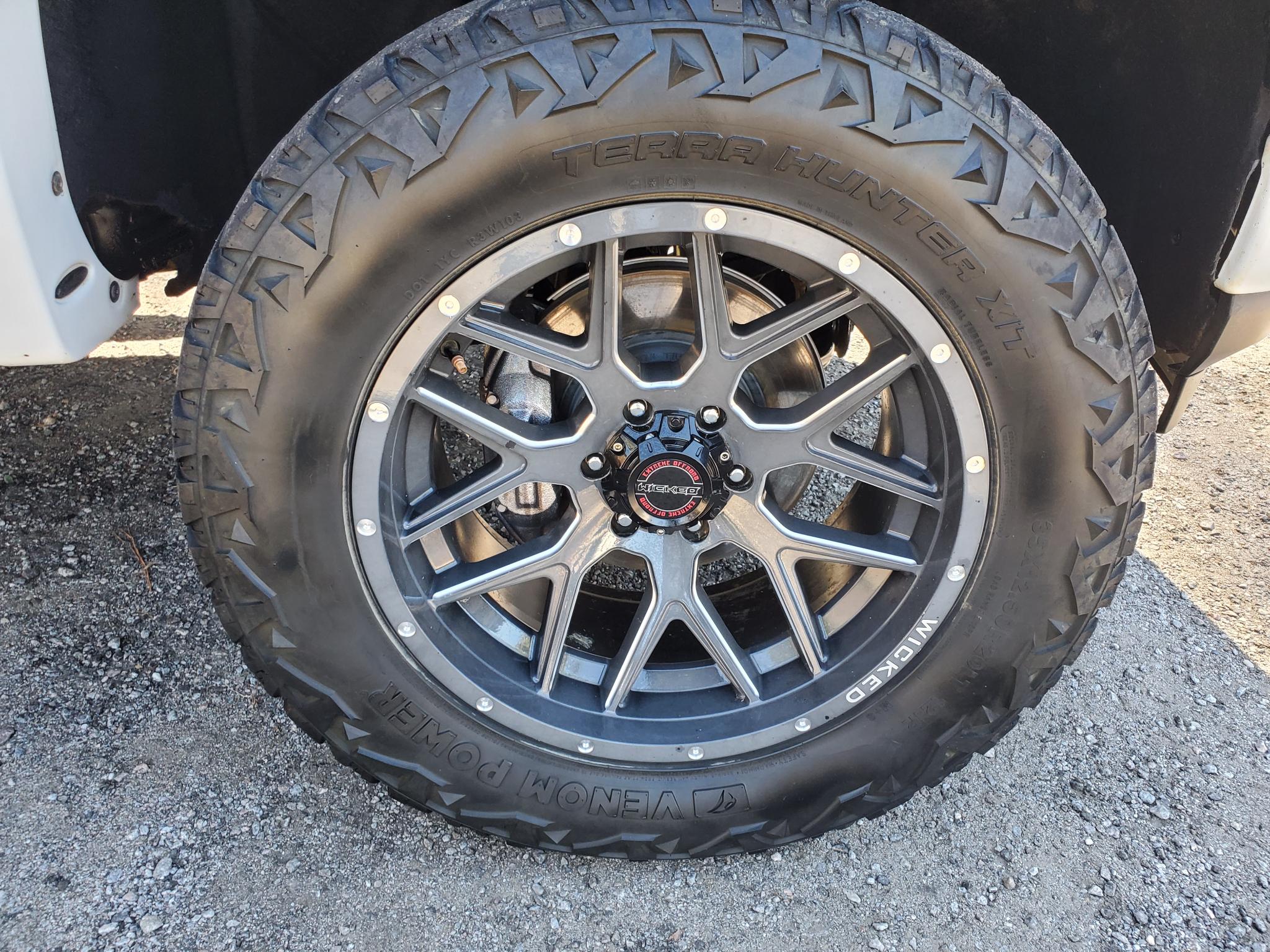 Chevrolet Silverado 1500 4WD Crew Cab 147" RST 2021