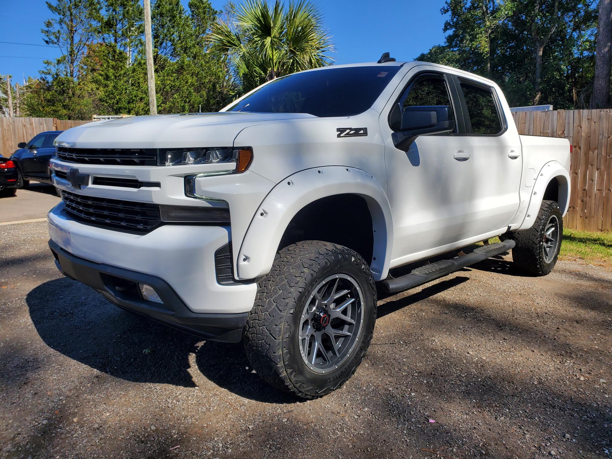 Chevrolet Silverado 1500 4WD Crew Cab 147" RST 2021