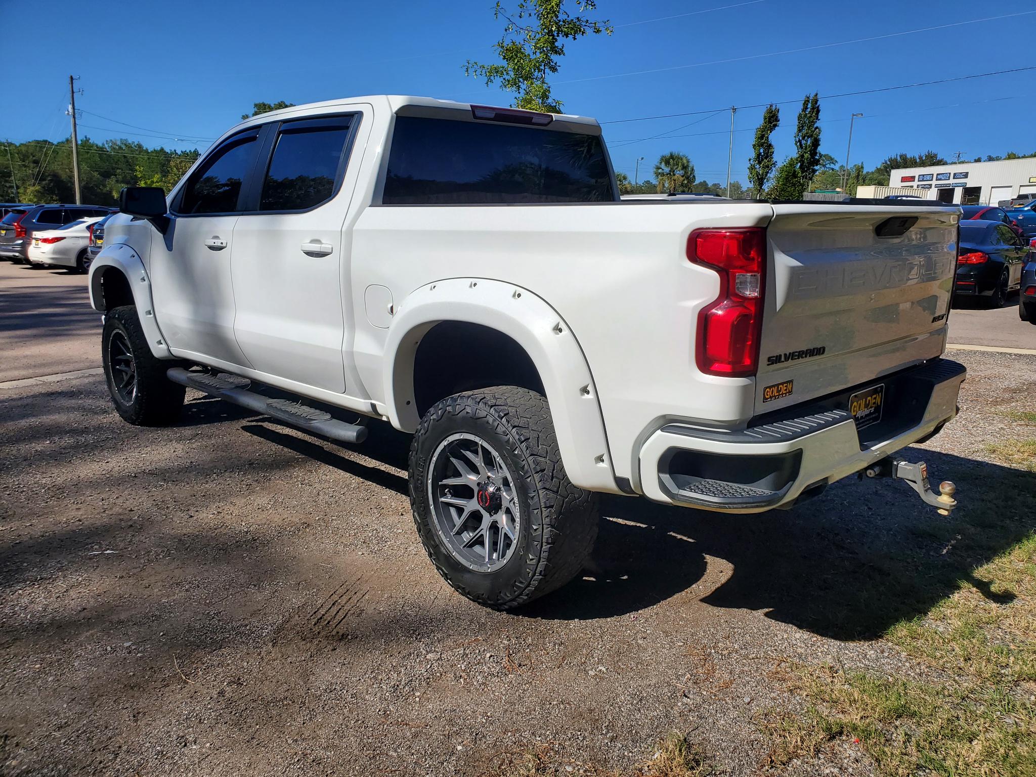 Chevrolet Silverado 1500 4WD Crew Cab 147" RST 2021